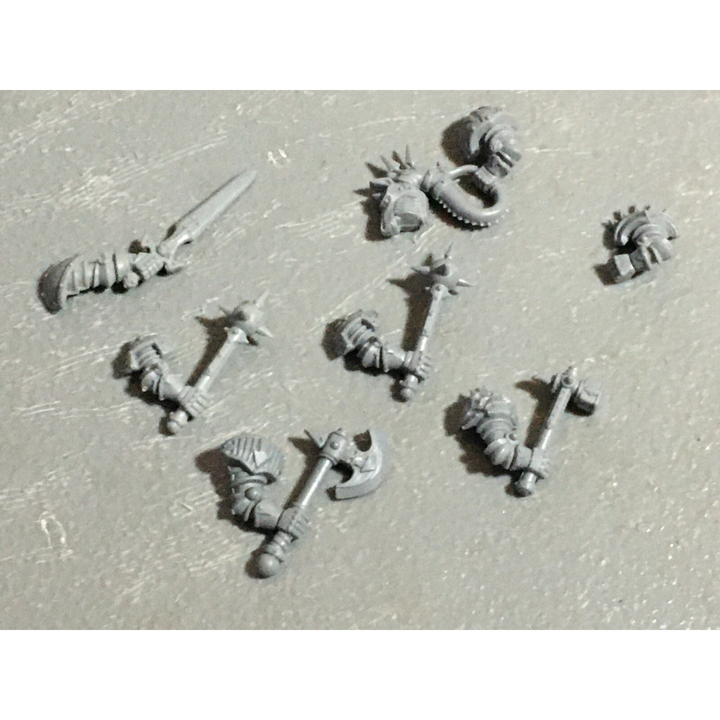 A22252 WARHAMMER FANTASY CHAOS MORTALS BITS LOT WARRIORS KNIGHTS WEAPONS GW OOP
