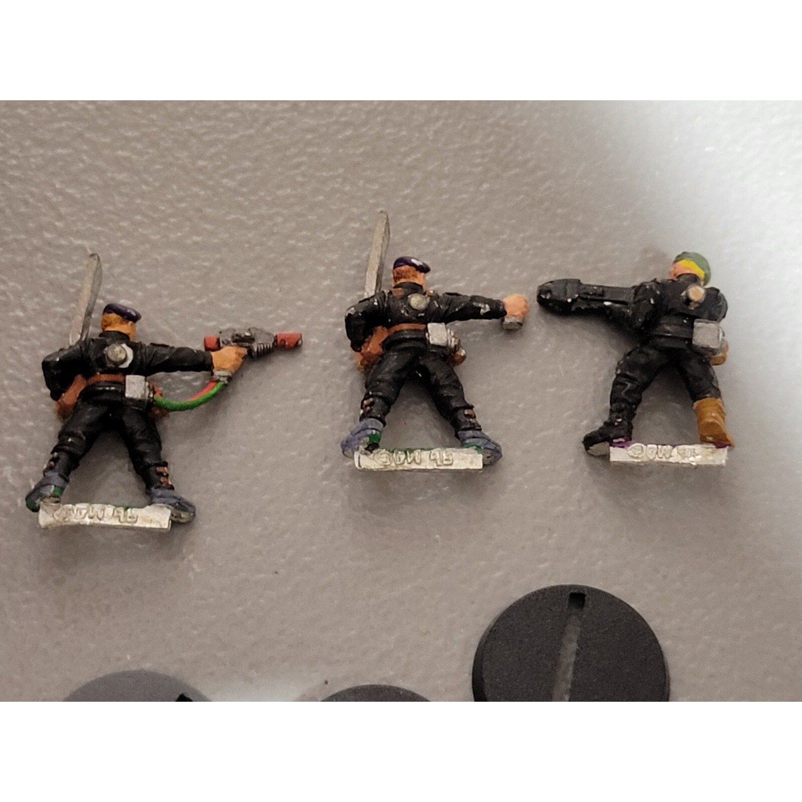 A19435 WARHAMMER 40K IG ASTRA GUARD STORMTROOPER 3 PK NO BACKPACKS MISS 1 PISTOL