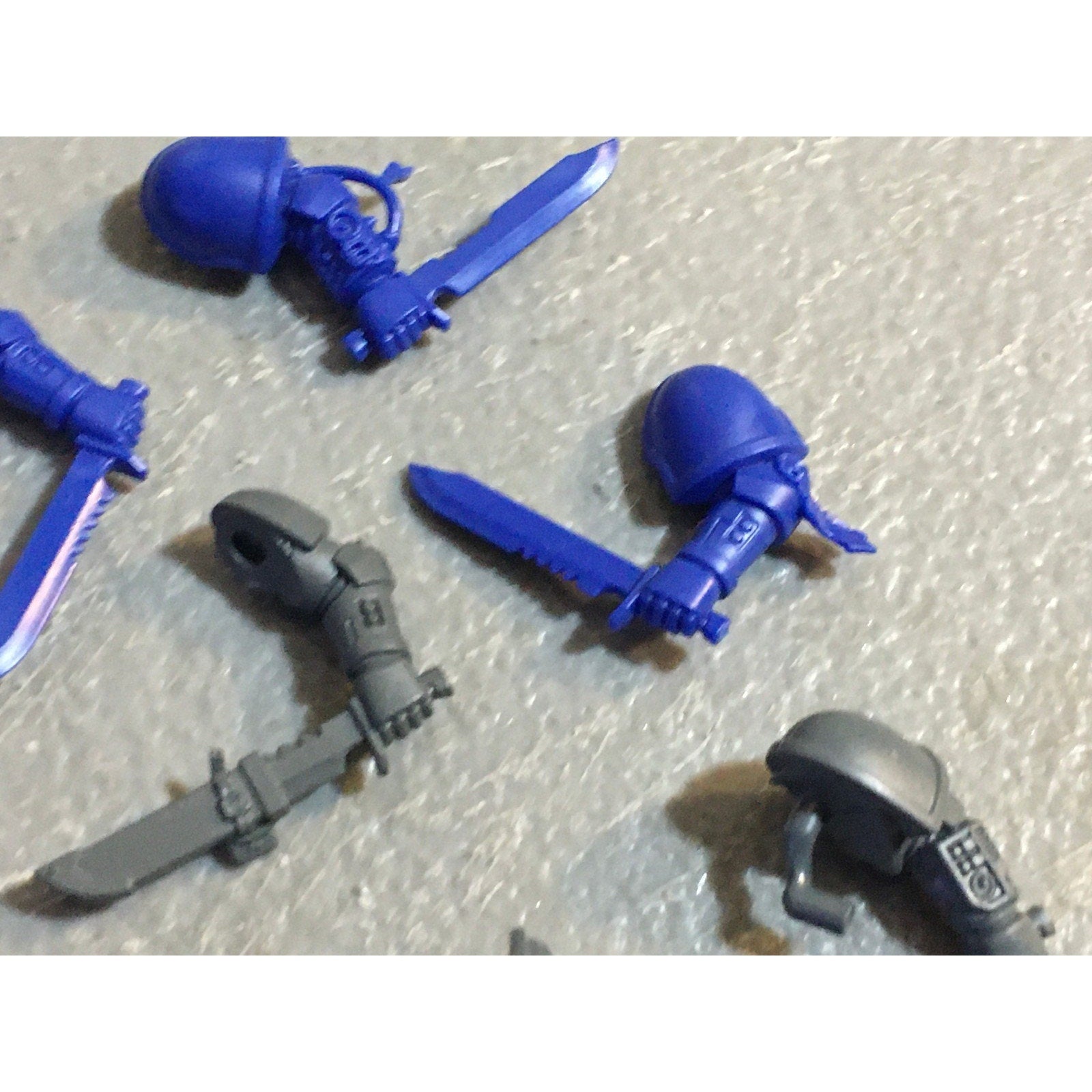 A29414 WARHAMMER 40K SPACE MARINES PRIMARIS BITS LOT TORSO FRONTS REIVER ARMS GW