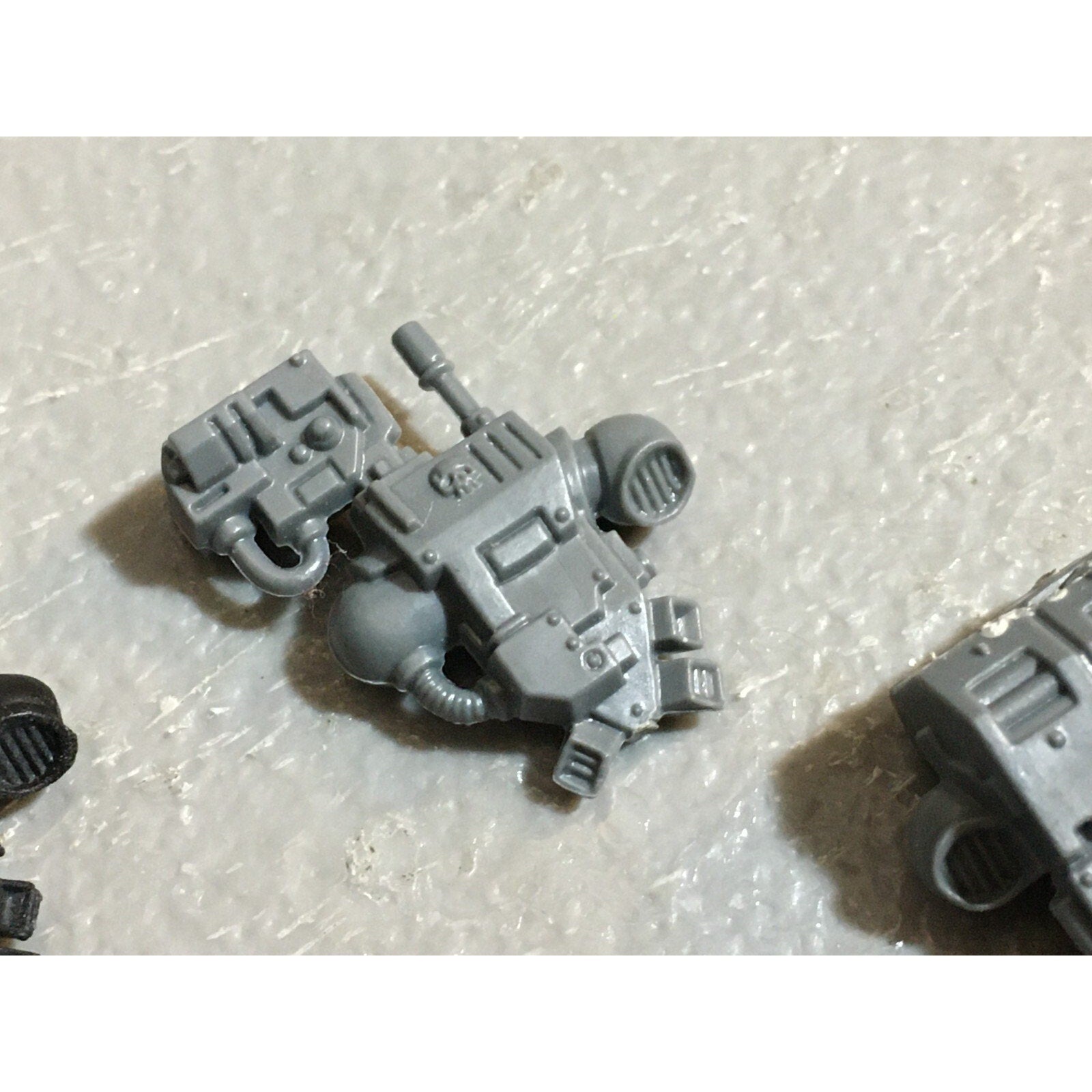 A23161 WARHAMMER 40K SPACE MARINES BITS LOT BACKPACKS GAMES WORKSHOP GW