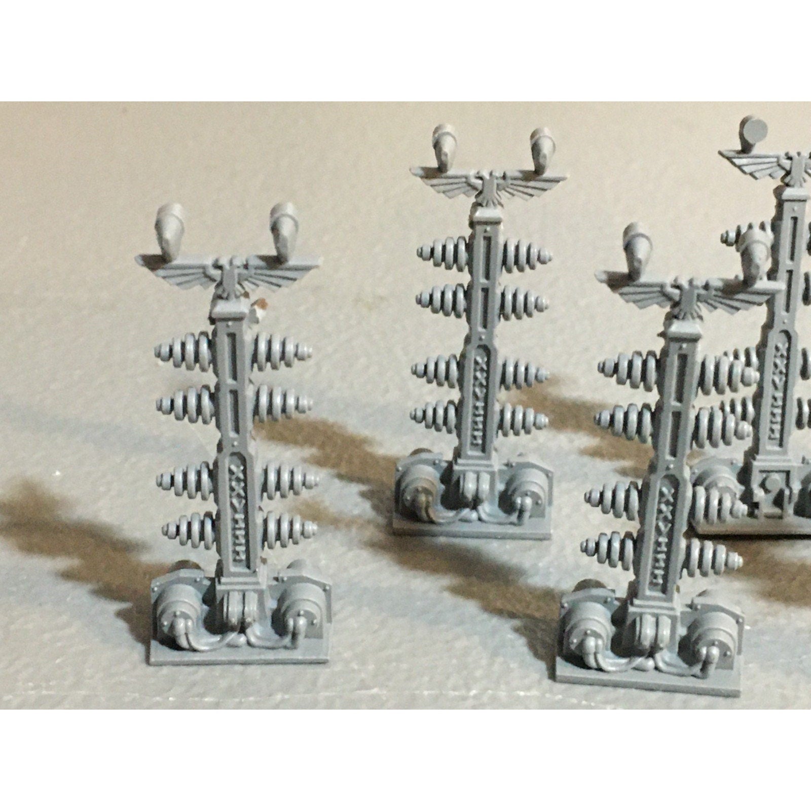 A24507 WARHAMMER 40K SPACE MARINES ENERGY PYLONS 6X + 3 TELEPORT BEACONS GW