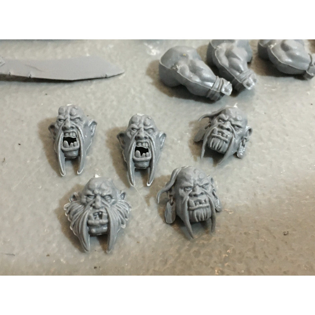 A20089 WARHAMMER FANTASY OGRE KINGDOMS BULLS BITS LOT GAMES WORKSHOP