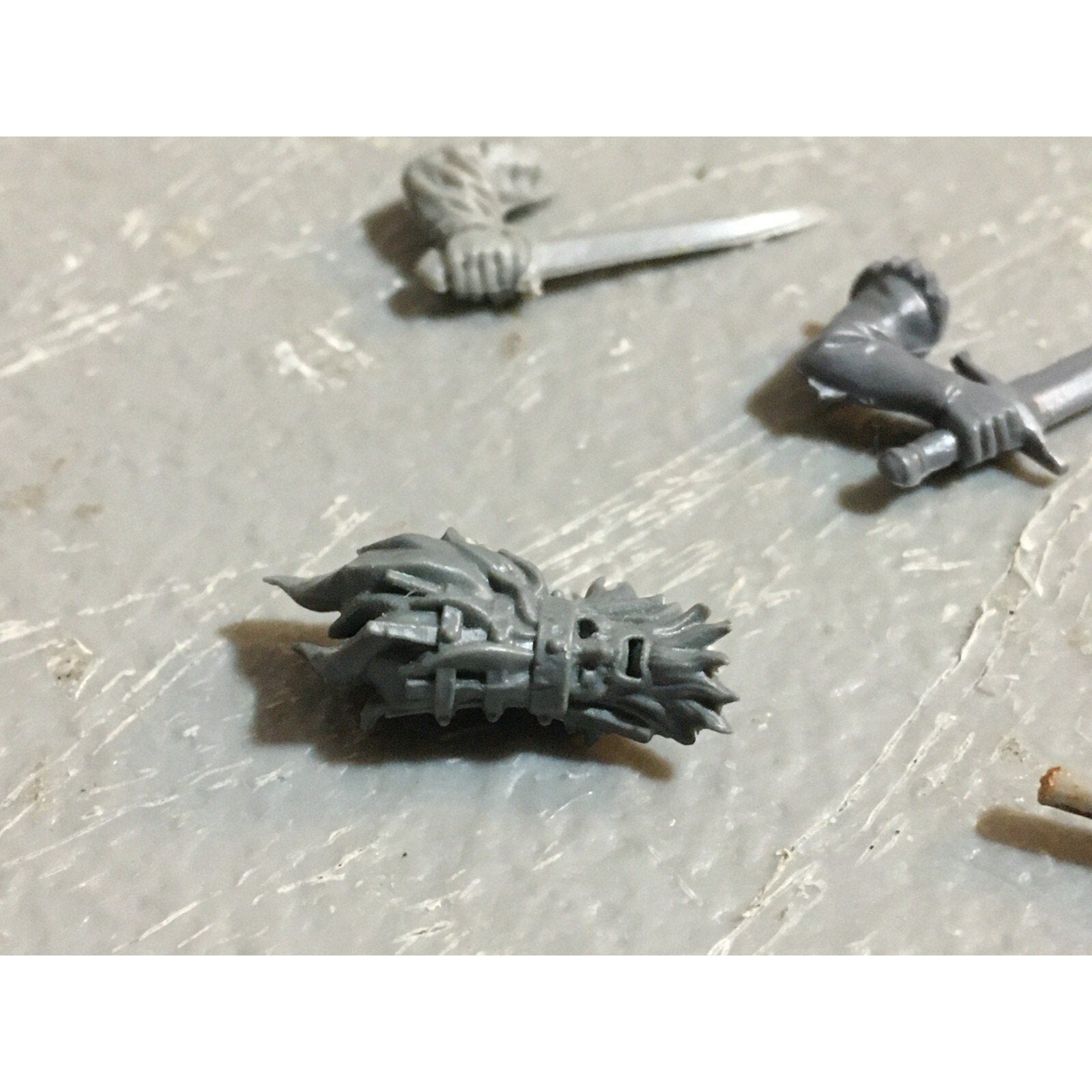 A23440 WARHAMMER FANTASY THE EMPIRE BITS LOT ARMS GAMES WORKSHOP GW