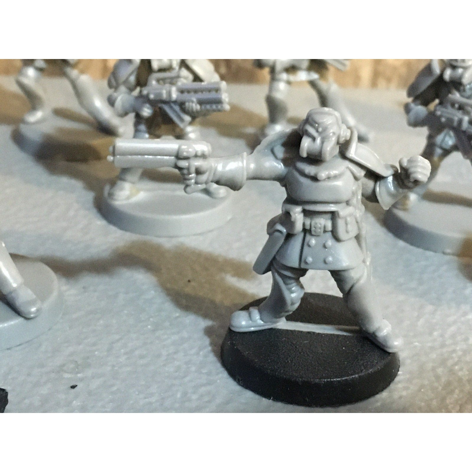 A30063 UNKNOWN TABLE TOP SCI-FI POWER ARMOR SOLDIERS 10 PK WAR GAMES