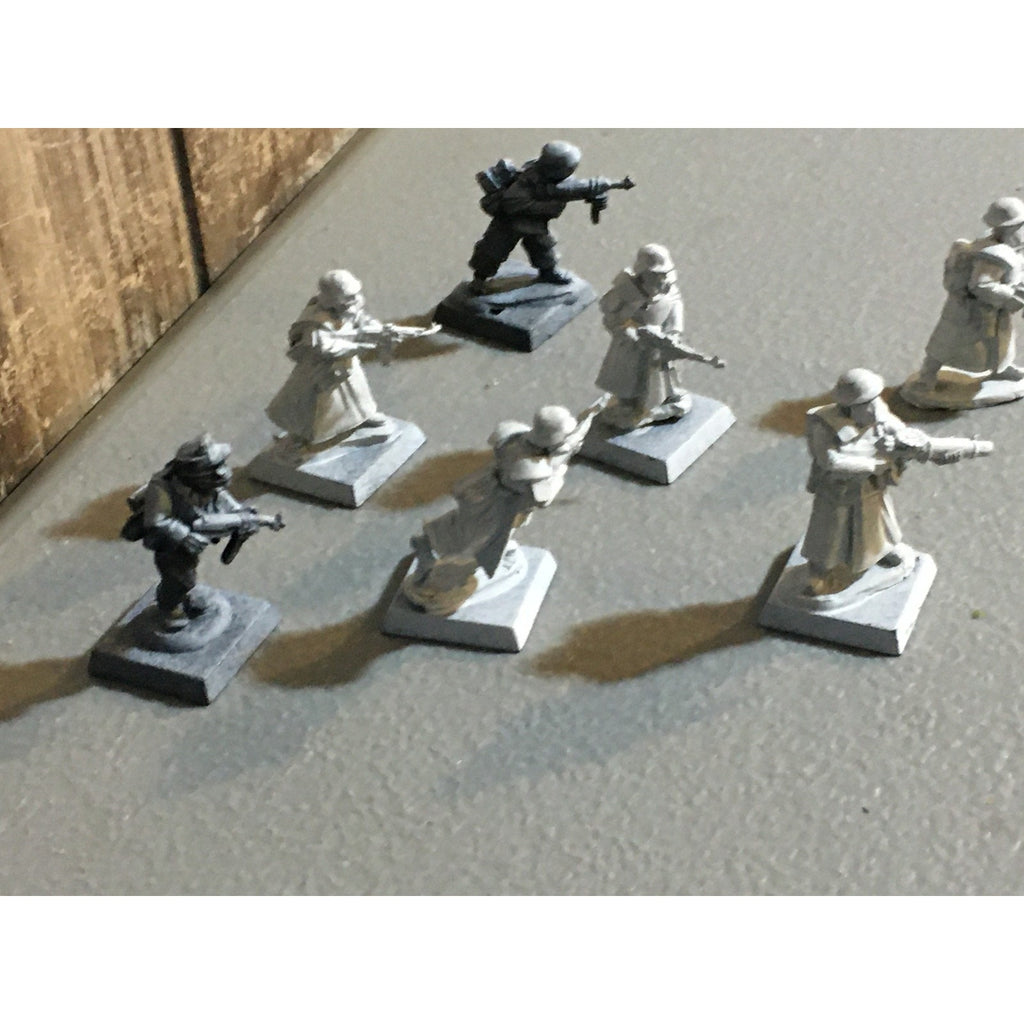 A30868 UNKNOWN METAL MINIATURES SOLDIERS INFANTRY WWII? WWI? TABLE TOP WAR GAMES