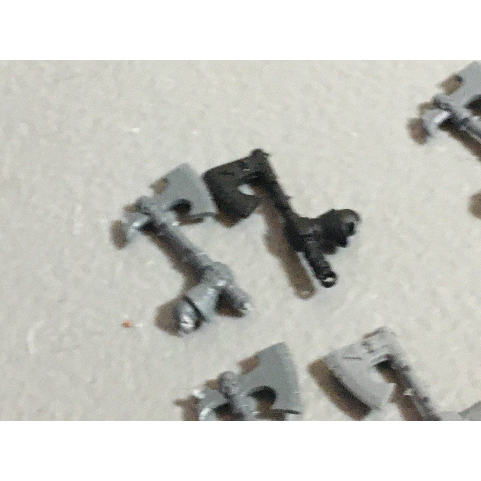 A22209 WARHAMMER FANTASY CHAOS MORTALS BITS LOT AXE HANDS GAMES WORKSHOP