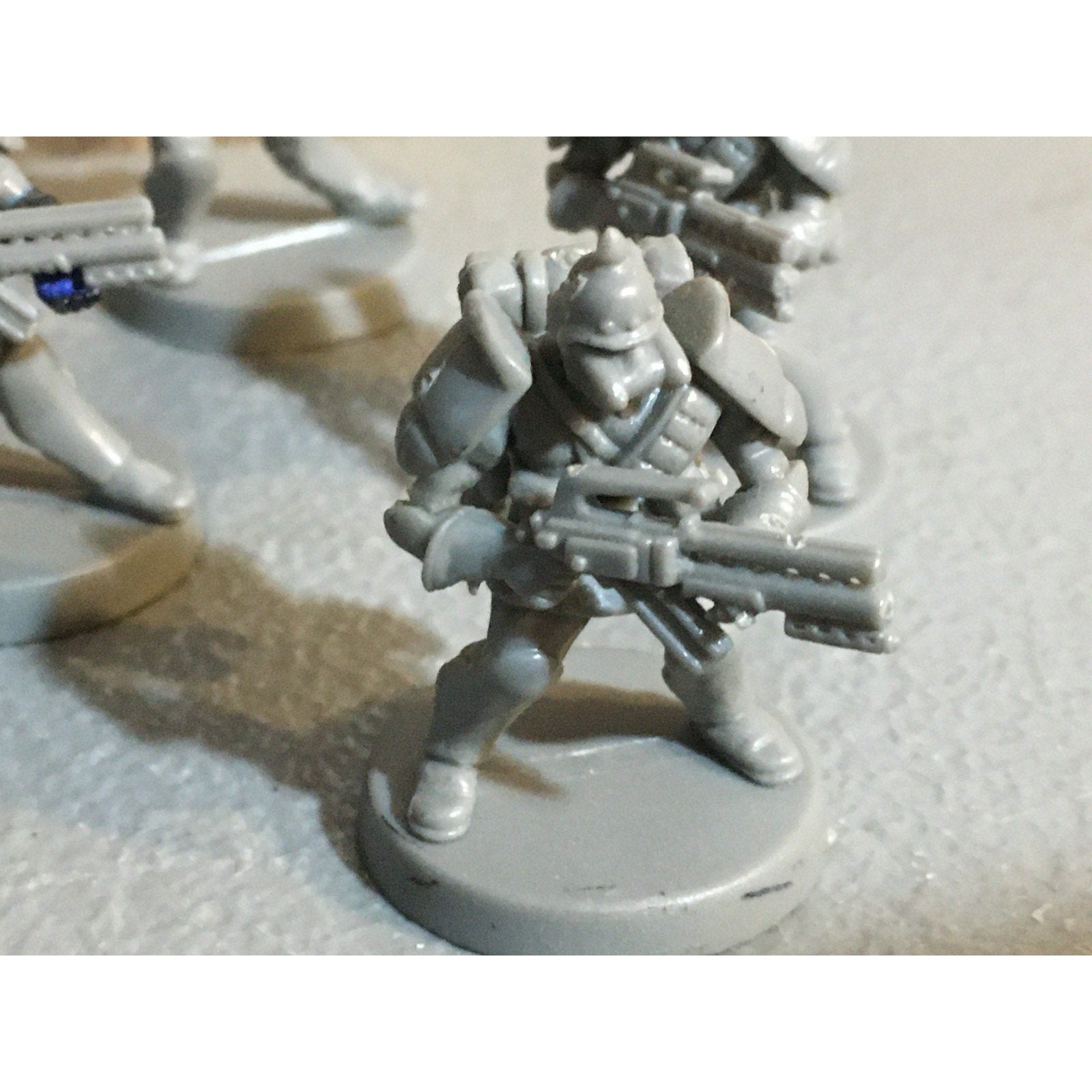A30060 UNKNOWN TABLE TOP SCI-FI POWER ARMOR SOLDIERS 10 PK WAR GAMES
