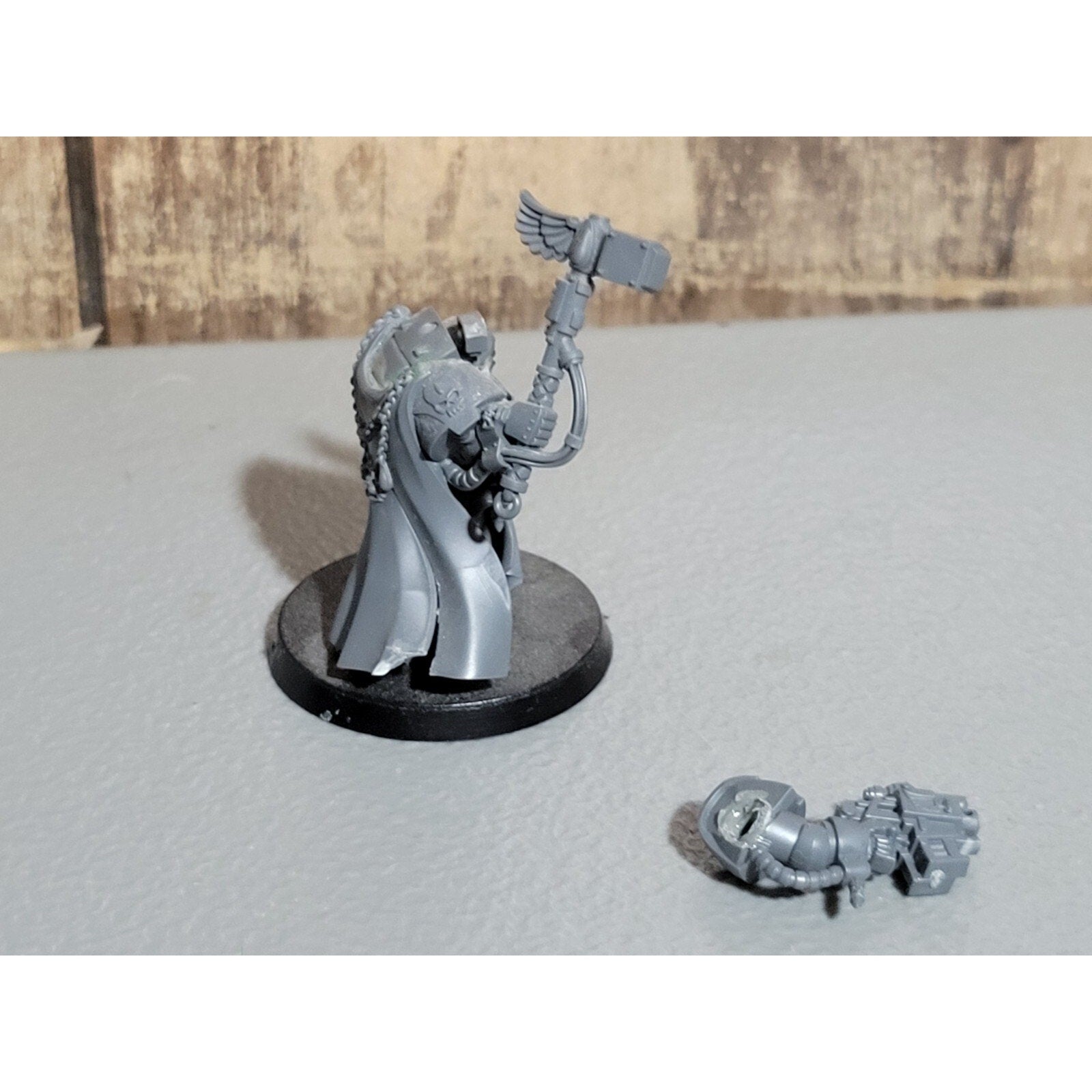 A18679 WARHAMMER 40K SPACE BLOOD ANGELS TERMINATOR CAPTAIN