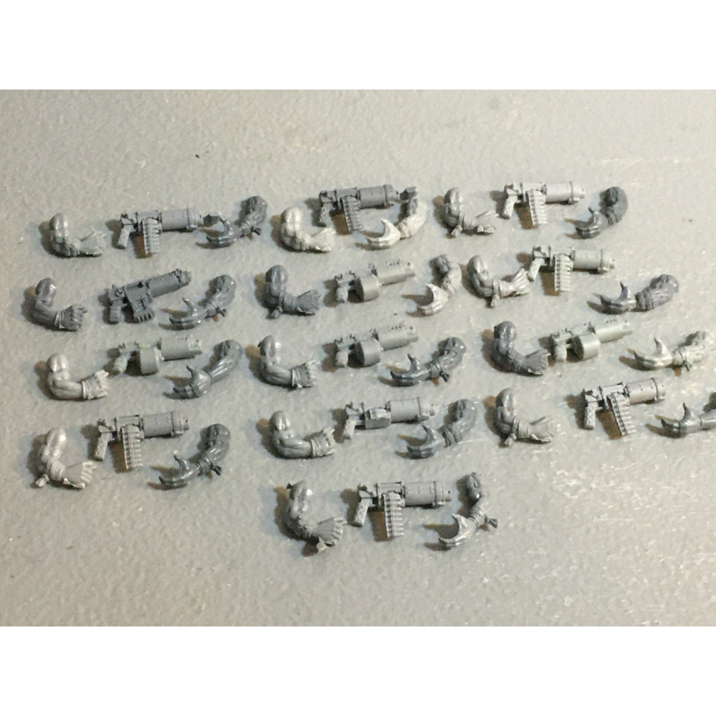 A33023 WARHAMMER 40K SPACE ORKS BITS LOT SHOOTAS ARMS GW GAMES WORKSHOP