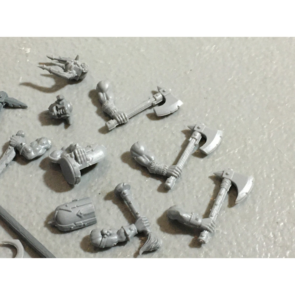 A22186 WARHAMMER FANTASY CHAOS MORTALS BITS LOT MIXED MARAUDER COMMAND & ARMS GW