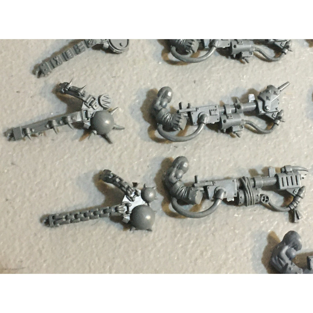 A33038 WARHAMMER 40K SPACE ORKS BITS LOT BURNA SKORCHAS GW GAMES WORKSHOP