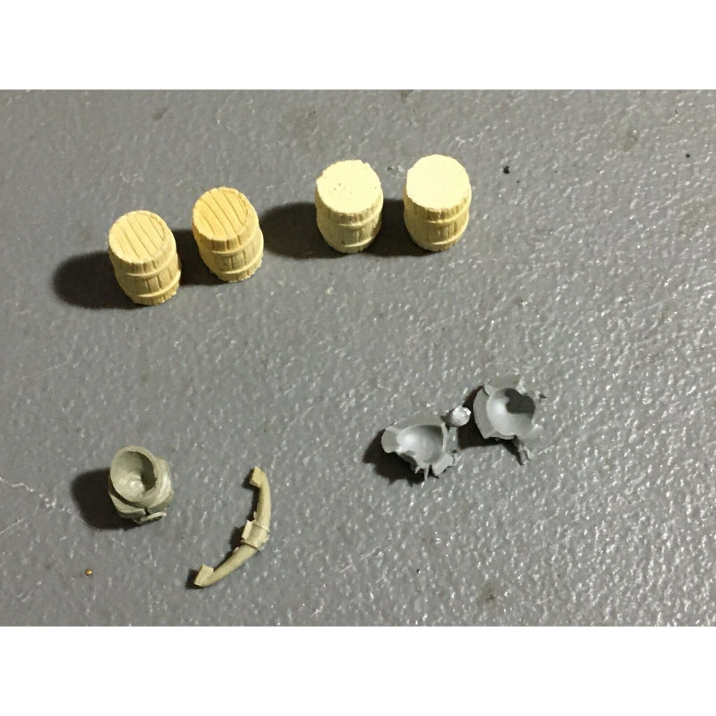 A22428 WARHAMMER 40K FORGEWORLD MIXED BITS LOT BARRELS WORLD EATER SHOULDER PADS