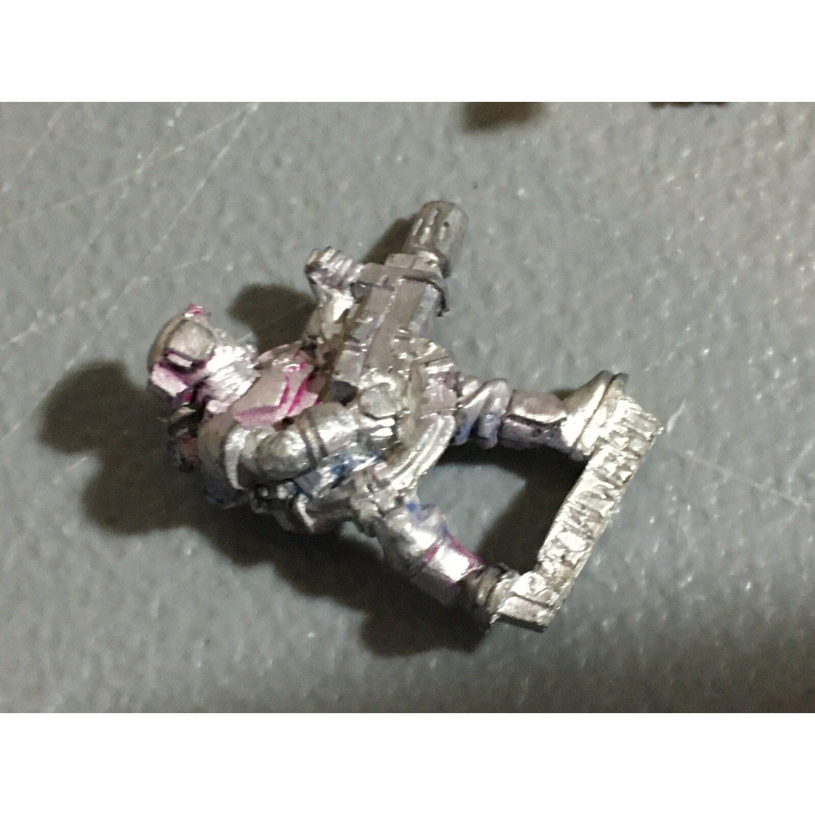 A17408 WARHAMMER 40K IMPERIAL GUARD ASTRA METAL CADIAN MELTA & CLIPPED TANK SRG