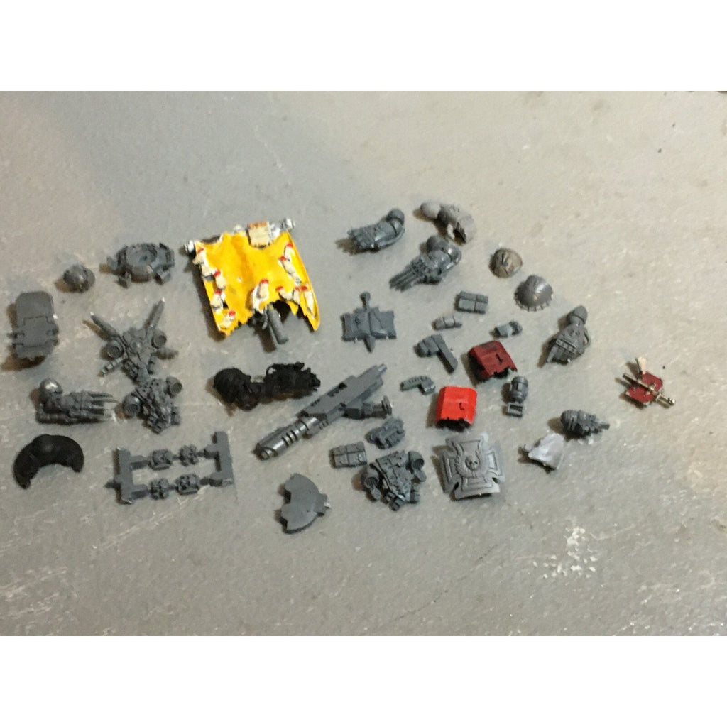 A20134 WARHAMMER 40K SPACE MARINES BITS LOT CHAPTERS BLOOD ANGELS GREY KNIGHTS