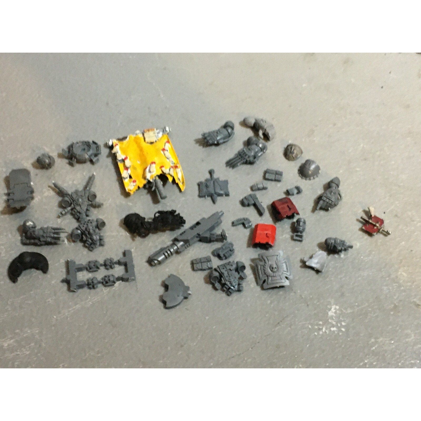 A20134 WARHAMMER 40K SPACE MARINES BITS LOT CHAPTERS BLOOD ANGELS GREY KNIGHTS