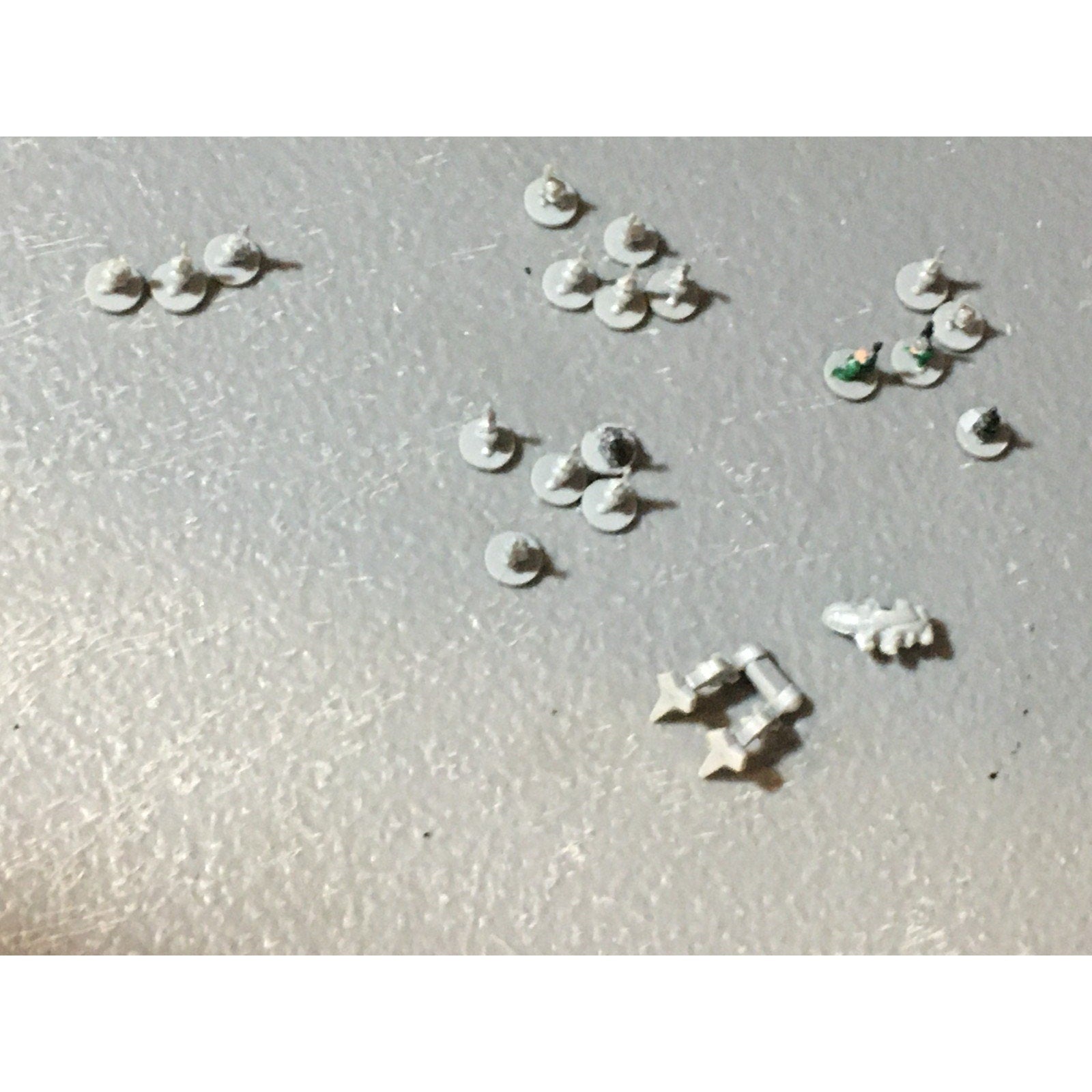 A24574 EPIC 40K IMPERIAL GUARD SQUATS WARRIORS 18 PC + WAR WALKER MISS GUN GW