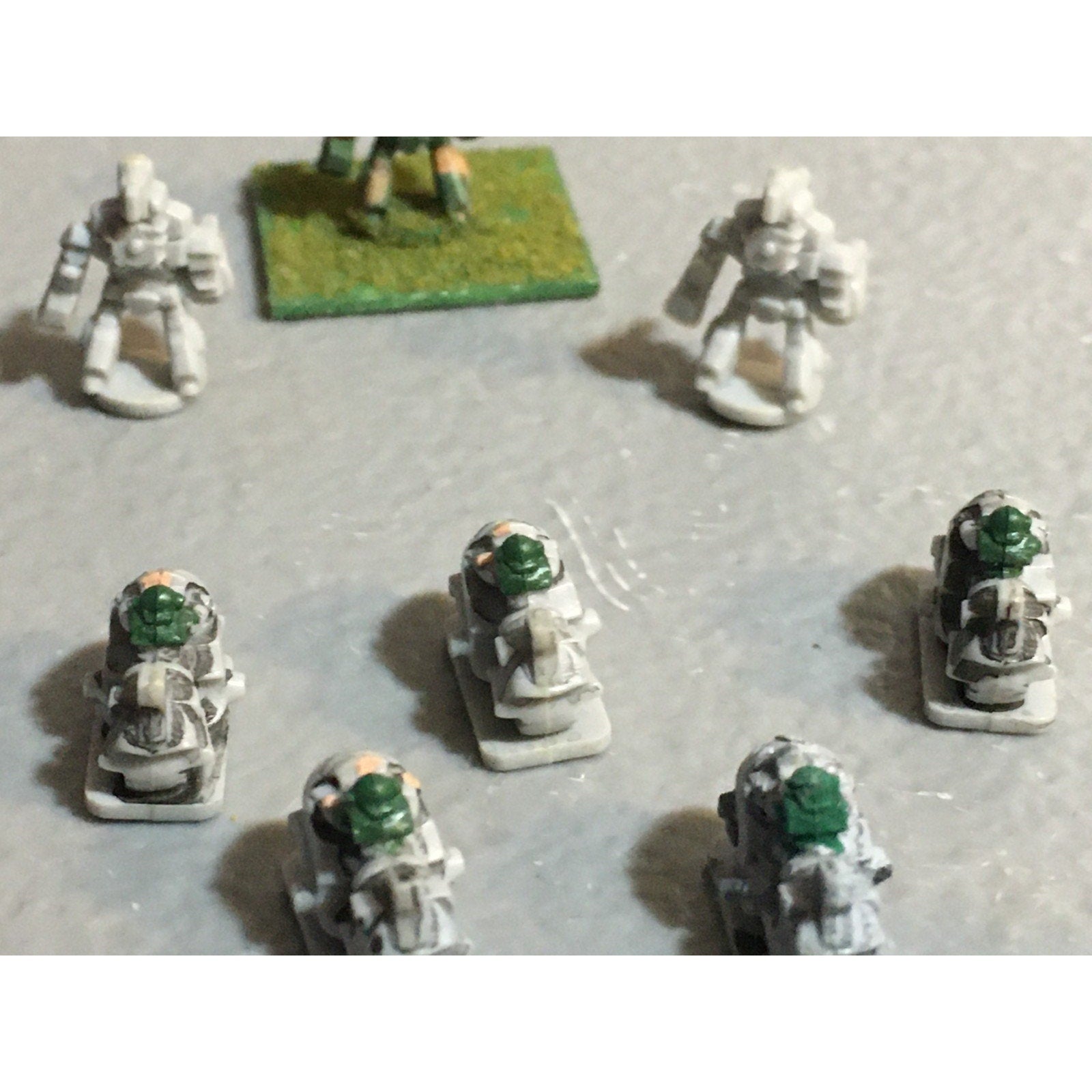 A24573 EPIC 40K IMPERIAL GUARD ROBOT 3 PC + BIKES 6 PC WARHAMMER GAMES WORKSHOP