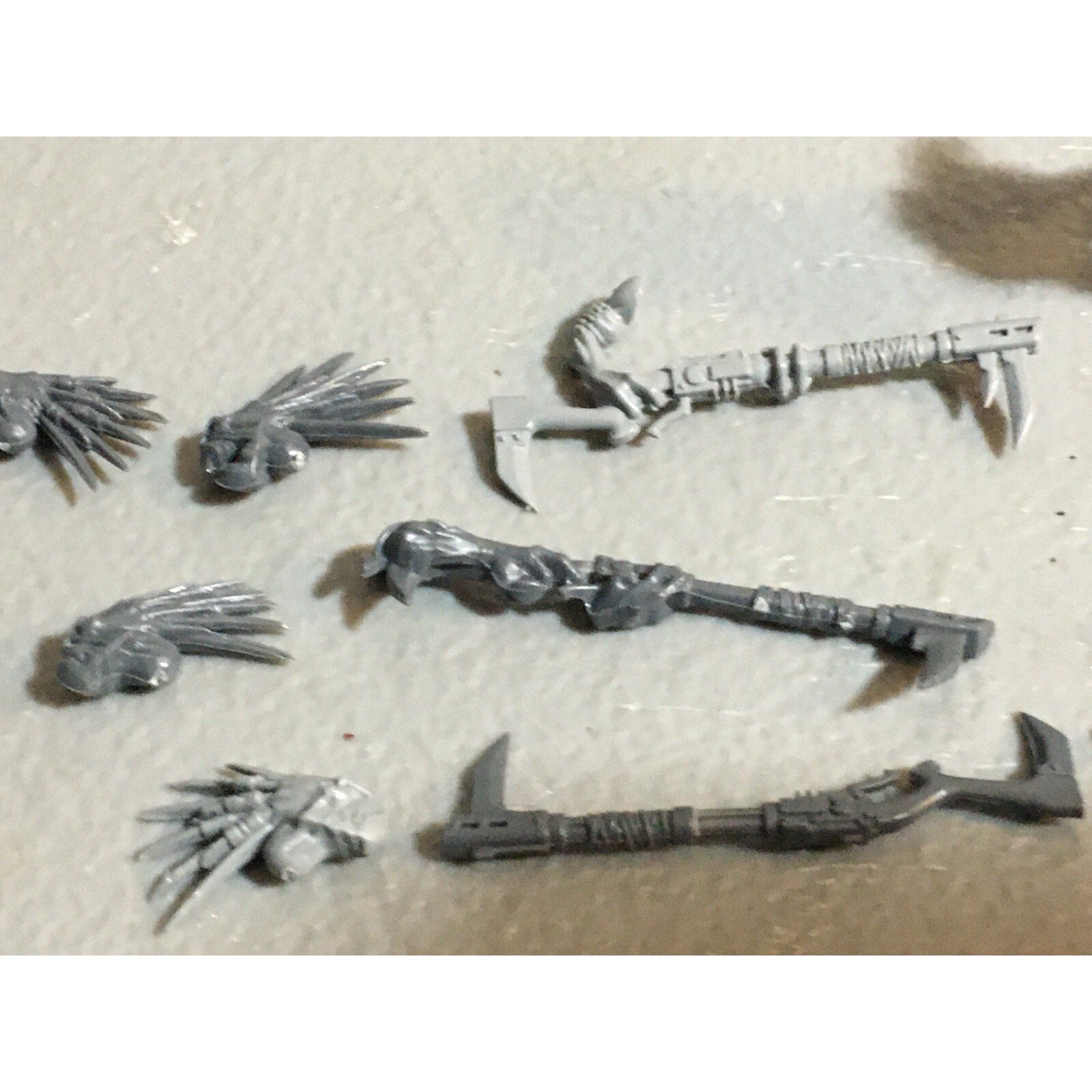 A23027 WARHAMMER 40K TAU EMPIRE BITS LOT KROOT GUNS HEADS GAMES WORKSHOP GW