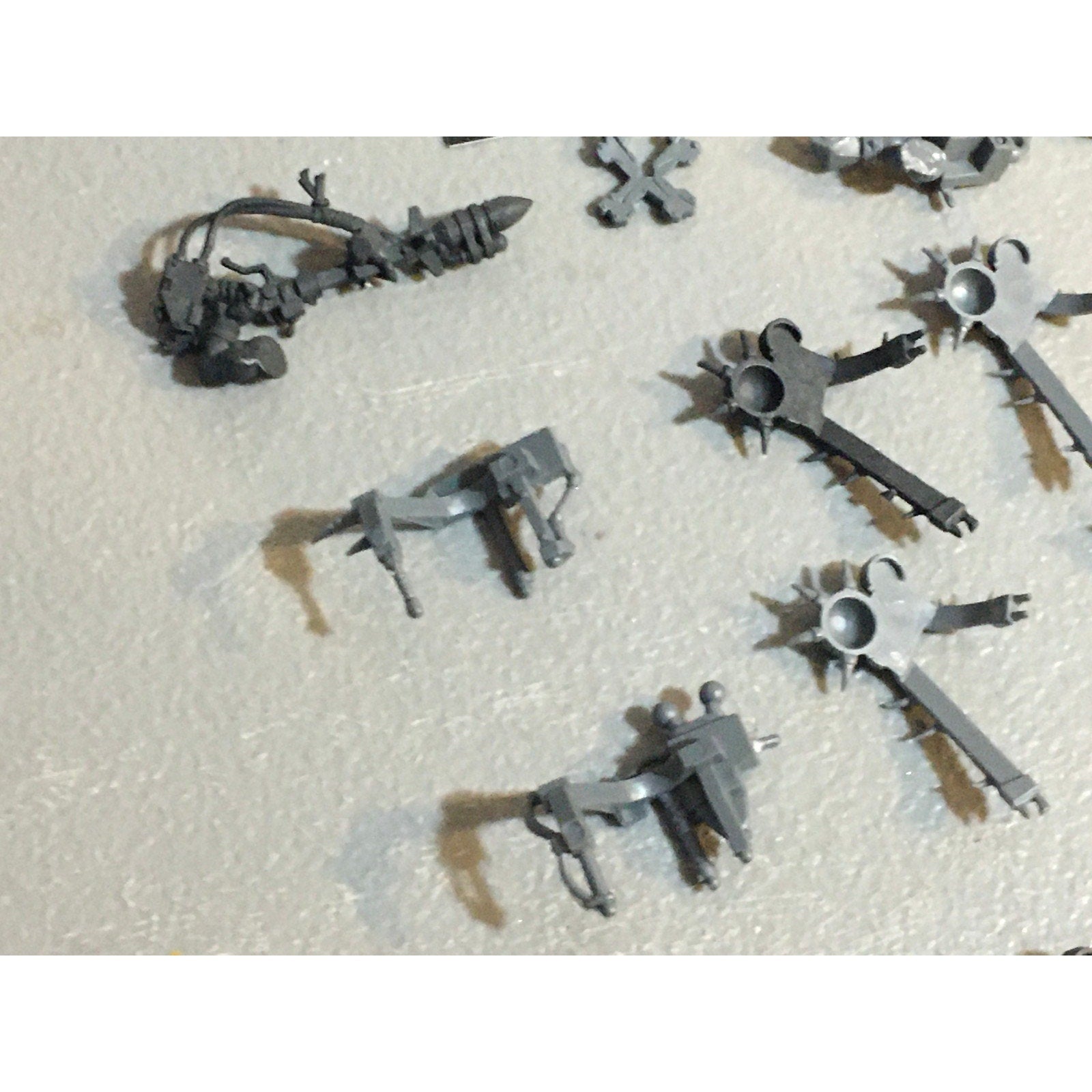 A33567 WARHAMMER 40K SPACE ORKS BITS LOT LOOTA BURNA HARNESS GW GAMES WORKSHOP