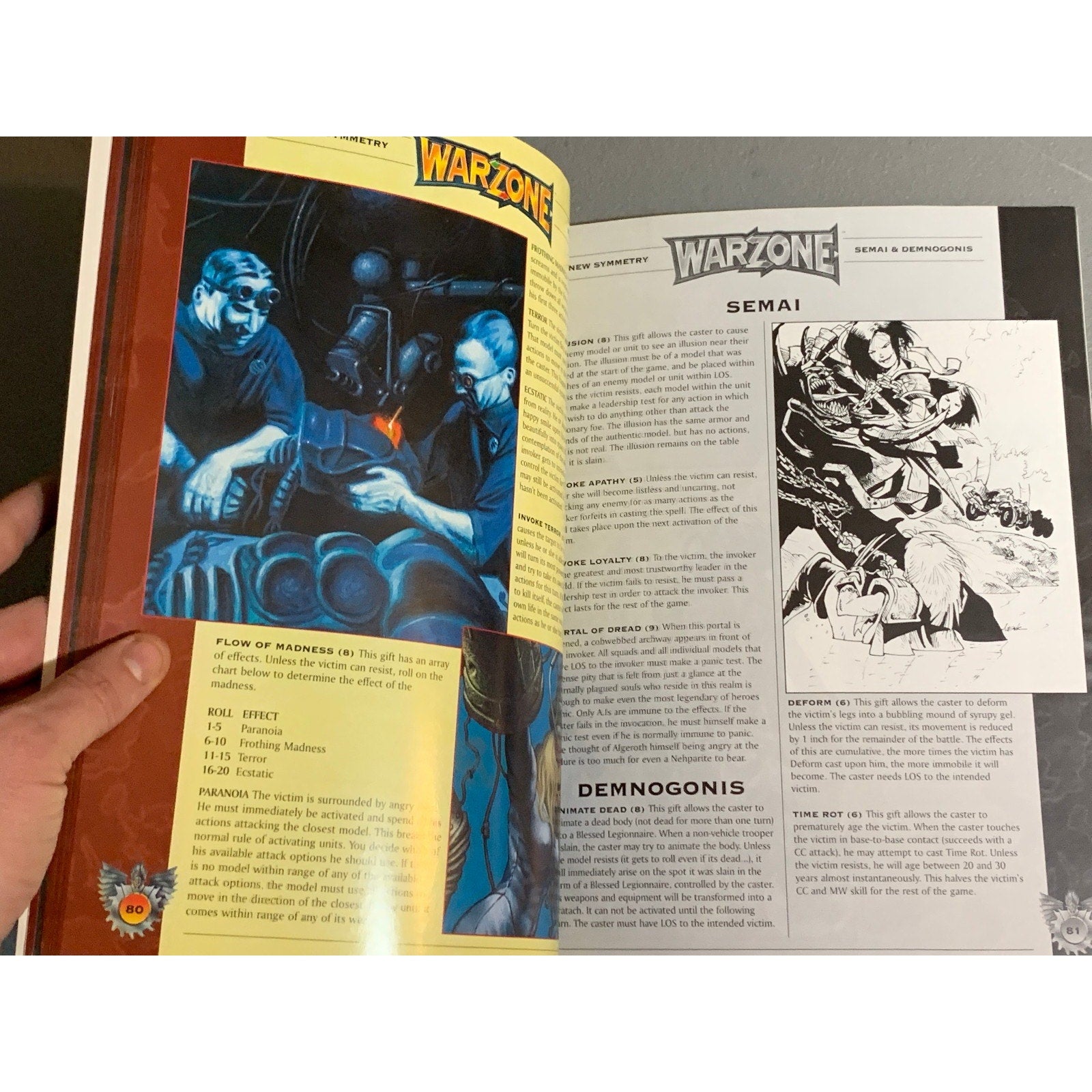 A31655 WARZONE MUTANT CHRON HHG HEARTBREAKER ARMY BOOK PLAYED CASUALTIES OF WAR