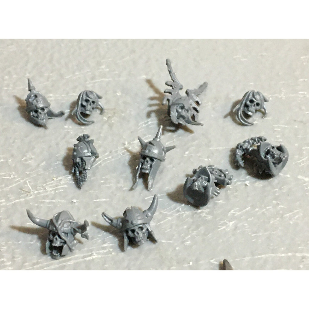 A23229 WARHAMMER FANTASY UNDEAD VAMPIRE COUNTS BITS LOT SKELETON ARMS HEADS GW