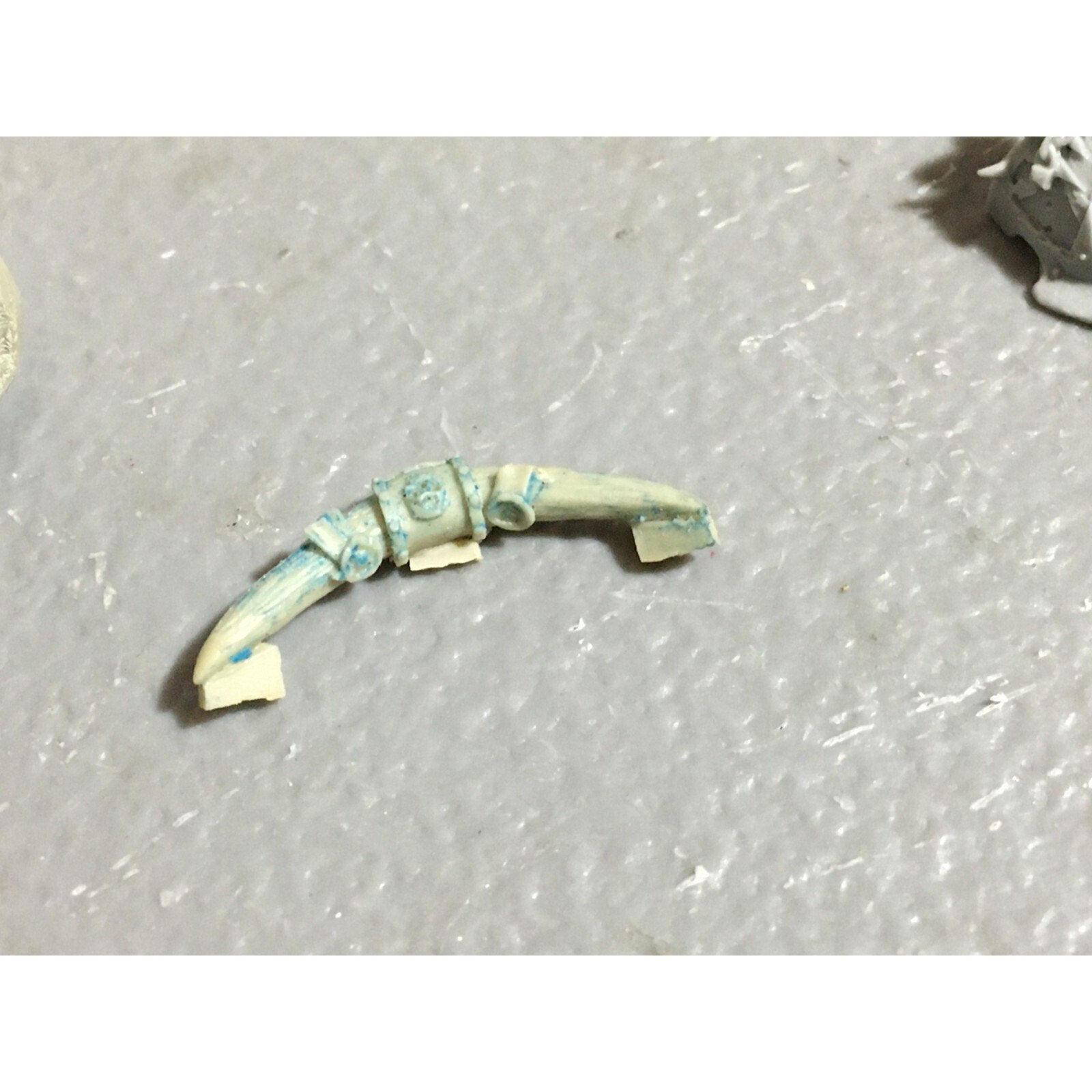 A22428 WARHAMMER 40K FORGEWORLD MIXED BITS LOT BARRELS WORLD EATER SHOULDER PADS