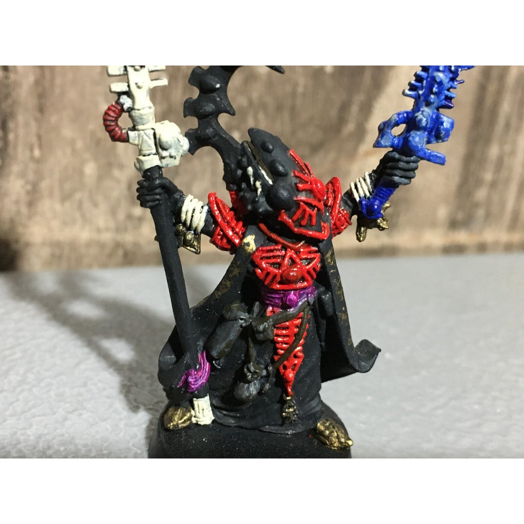 A19677 WARHAMMER 40K ELDAR CRAFTWORLDS METAL ELDRAD ULTHRAN FARSEER PAINTED