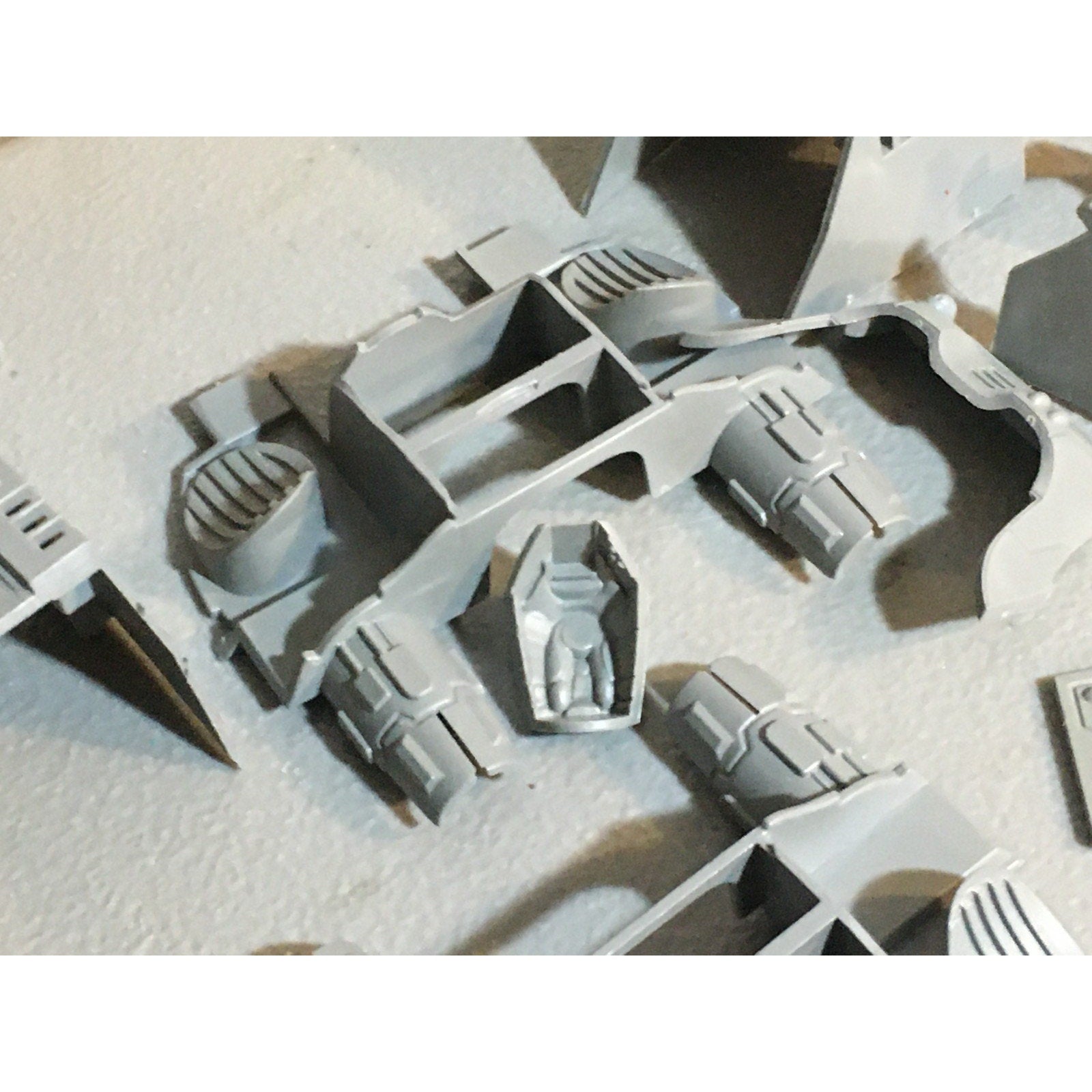 A24887 WARHAMMER 40K TANK BITS LOT ELDAR SPACE MARINES GW