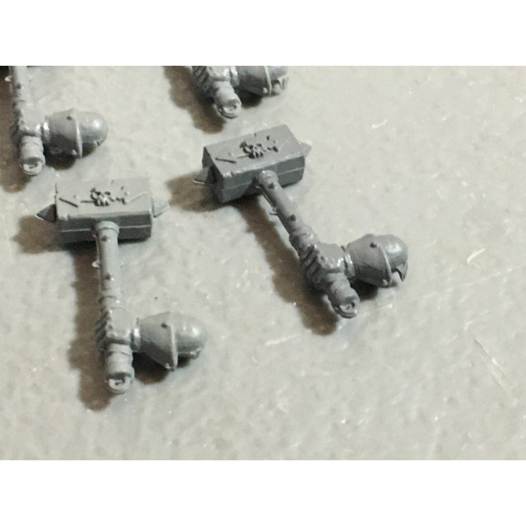 A22215 WARHAMMER FANTASY CHAOS MORTALS BITS LOT HAMMER HANDS GAMES WORKSHOP
