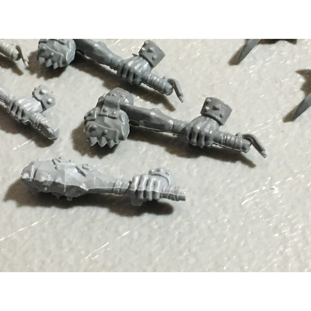 A22581 WARHAMMER FANTASY OGRE KINGDOMS BITS LOT HANDS GAMES WORKSHOP GW