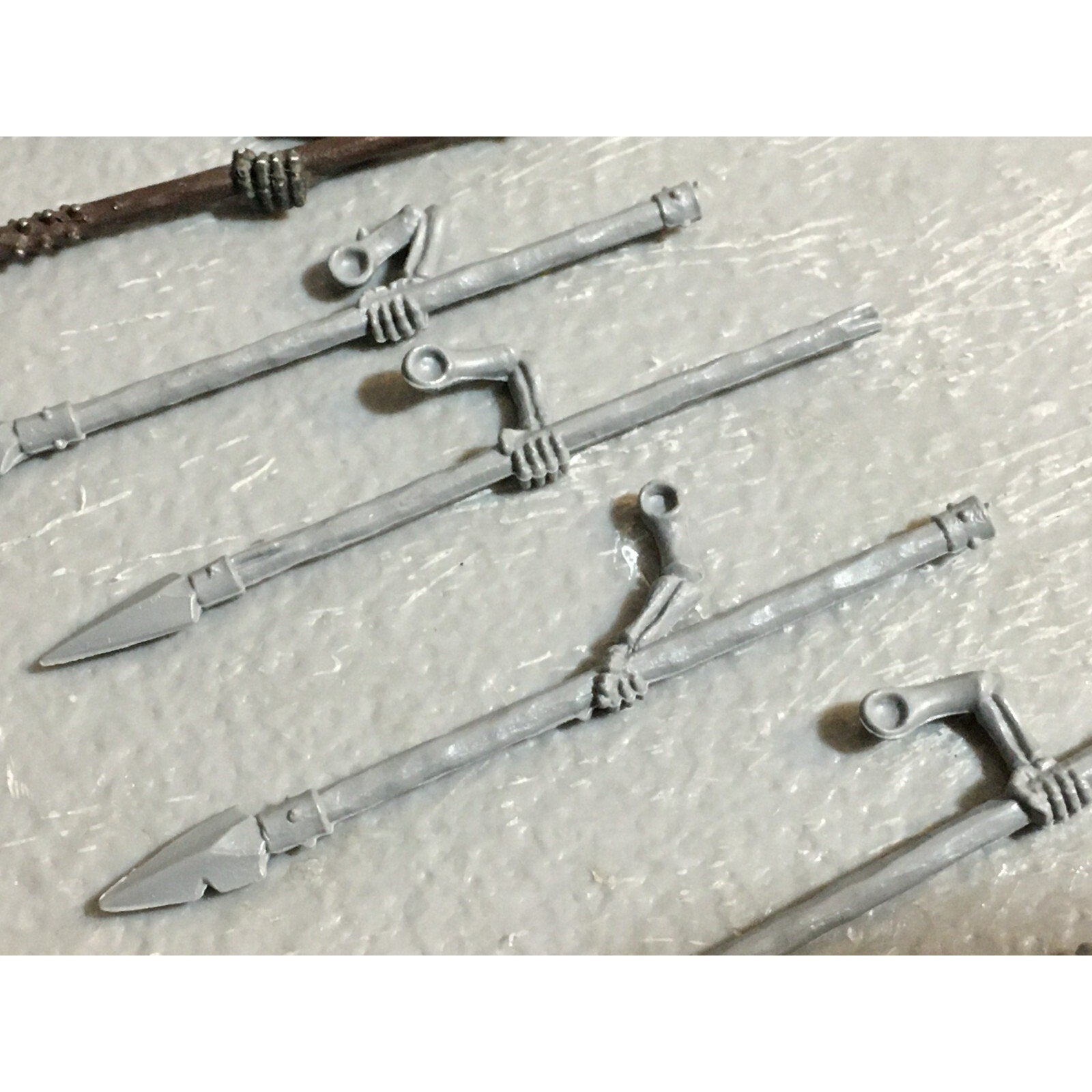A23419 WARHAMMER FANTASY VAMPIRE COUNTS BITS LOT SKELETON WIGHT SPEAR SWORD ARMS