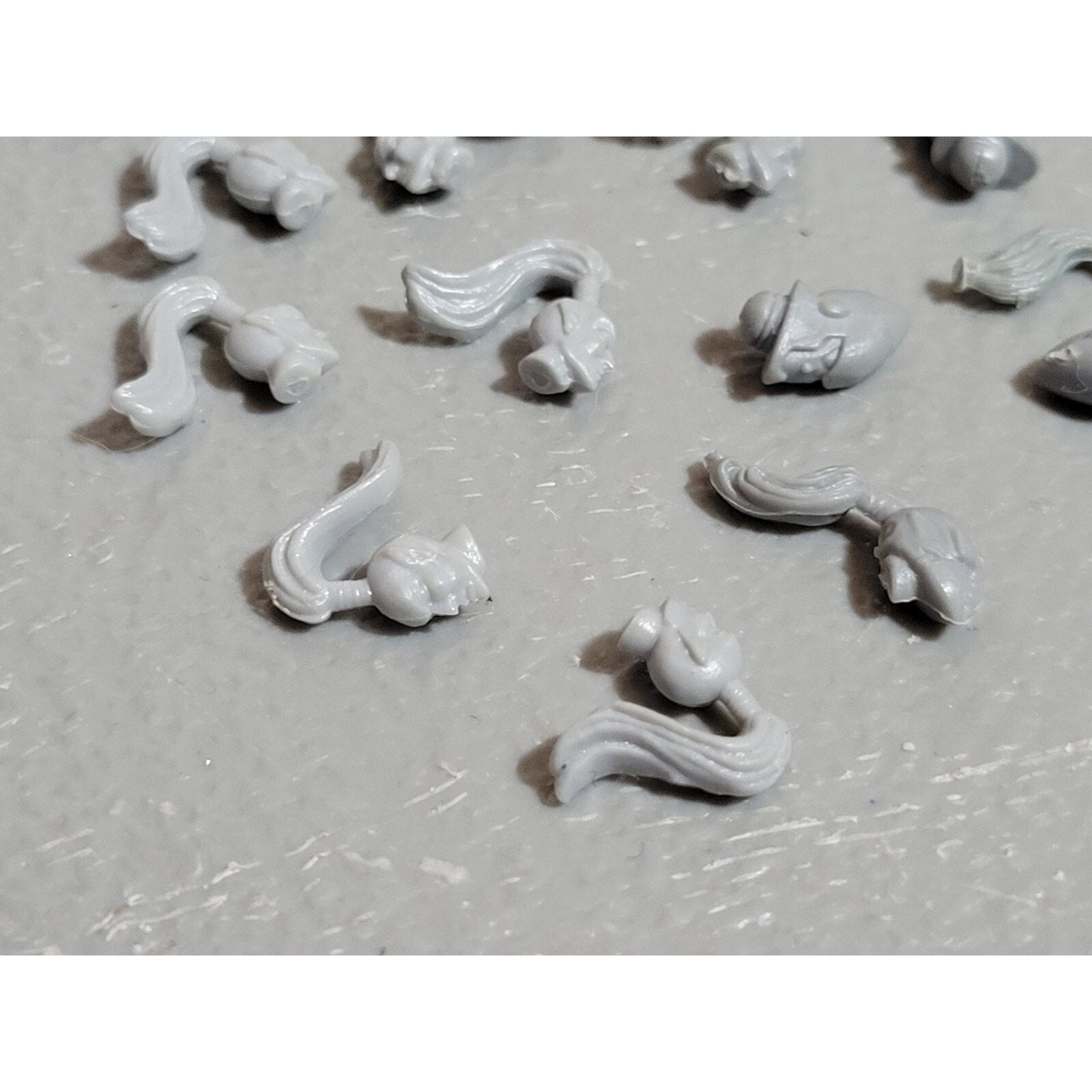 A18981 WARHAMMER 40K ELDAR CRAFTWORLDS BITS LOT HEADS ACCESSORIES INC
