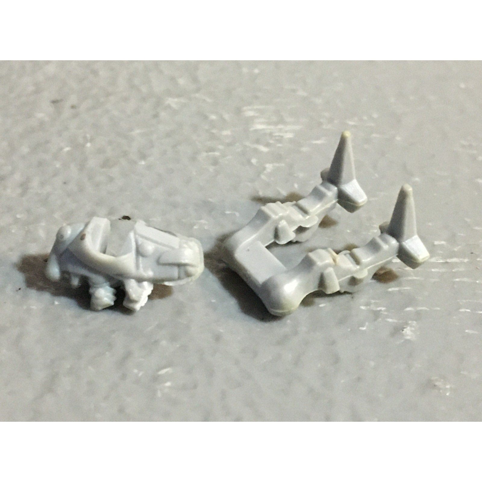 A24574 EPIC 40K IMPERIAL GUARD SQUATS WARRIORS 18 PC + WAR WALKER MISS GUN GW