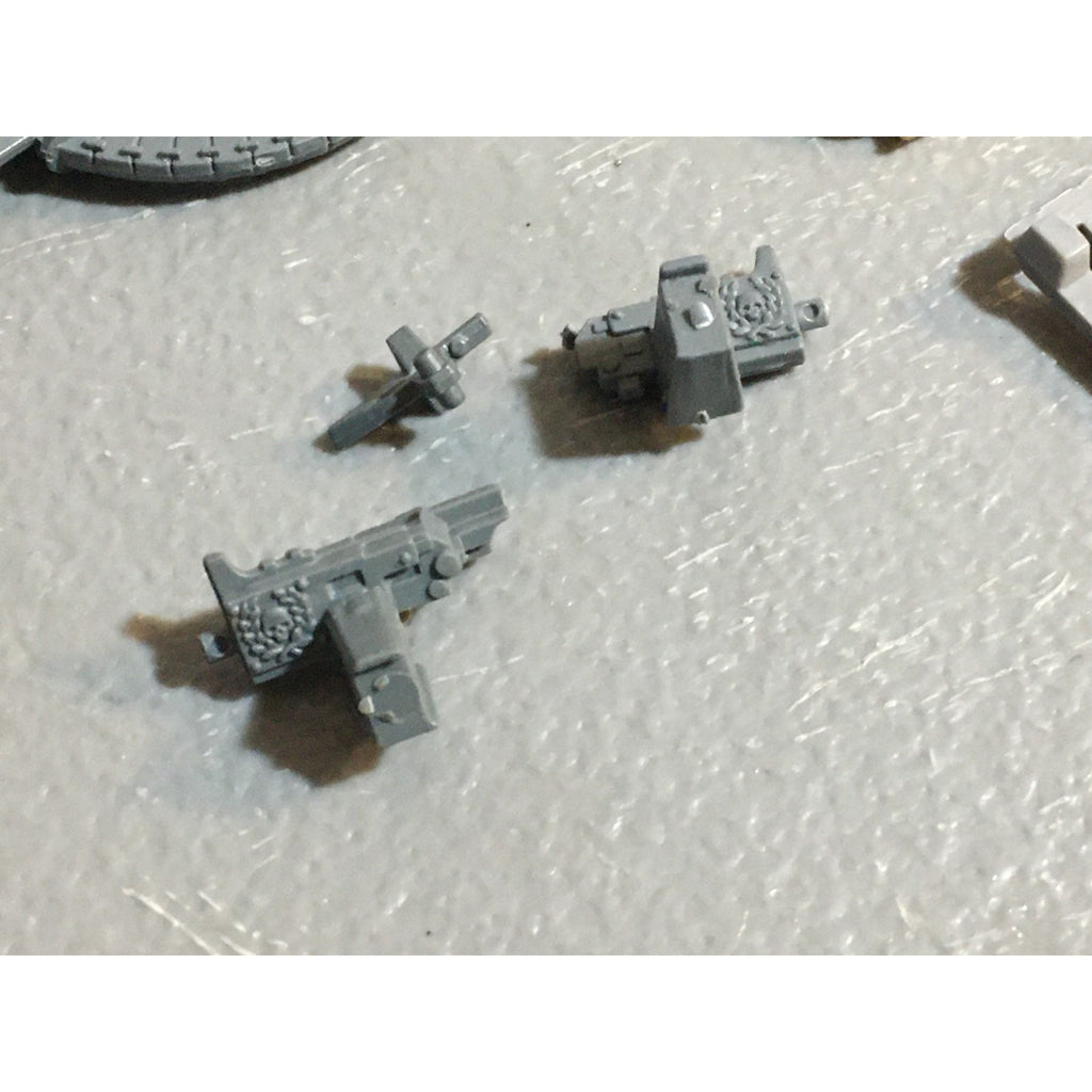 A24519 WARHAMMER 40K SPACE MARINES BITS LOT TANK RHINO RAZORBACK LAND RAIDER