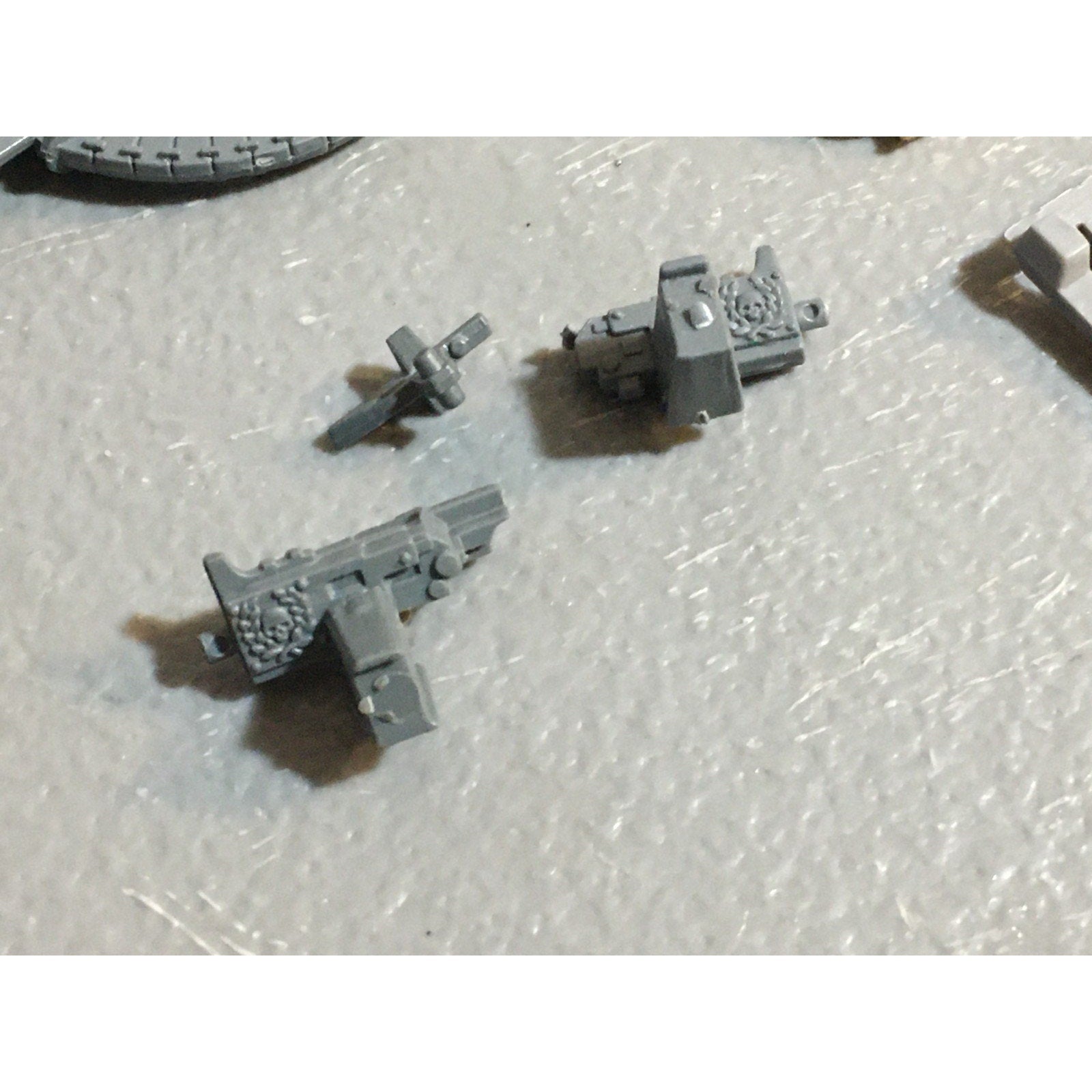 A24519 WARHAMMER 40K SPACE MARINES BITS LOT TANK RHINO RAZORBACK LAND RAIDER