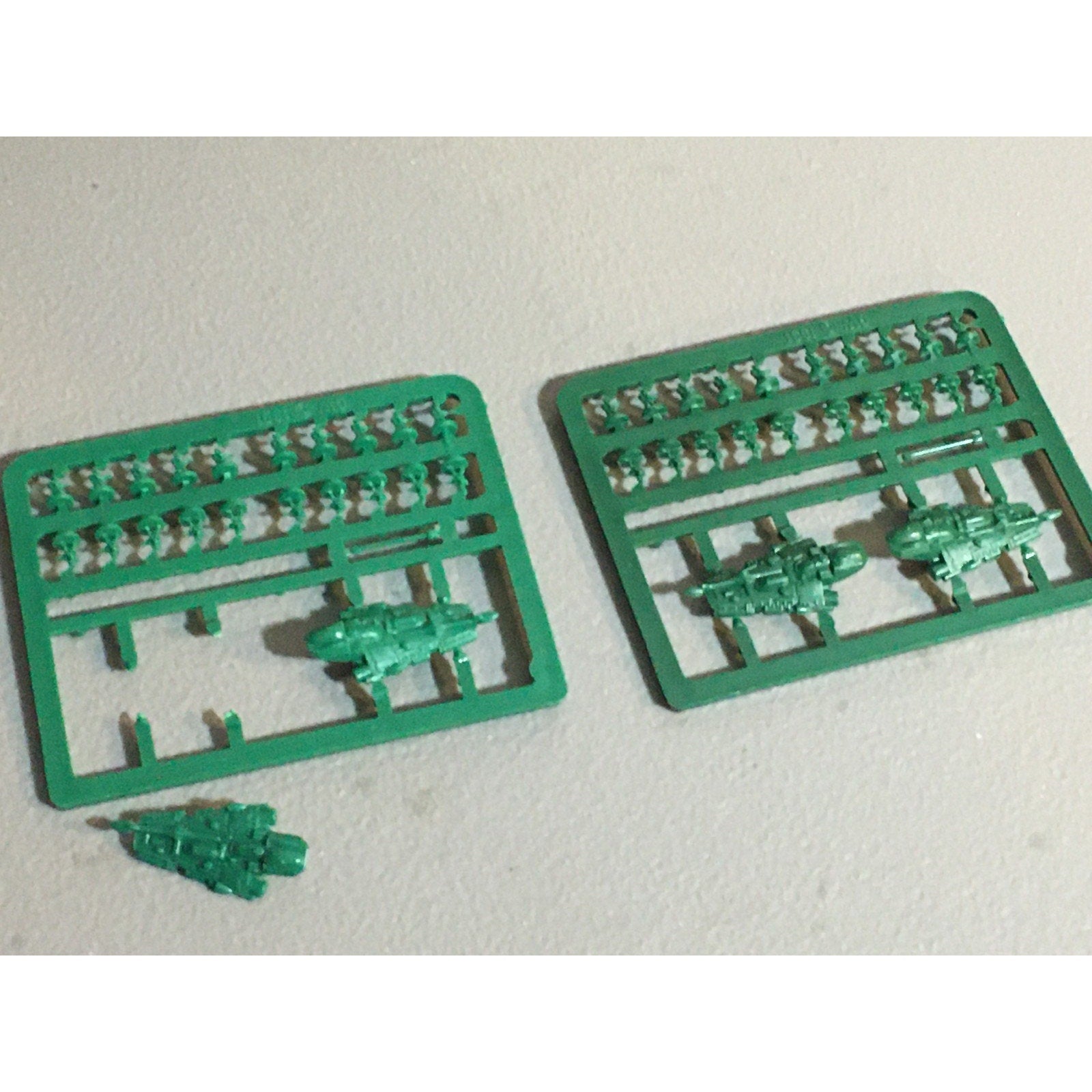 A31697 WARHAMMER EPIC 40K ELDAR CRAFTWORLDS SPRUE 2X GUARDIANS & FALCONS GW