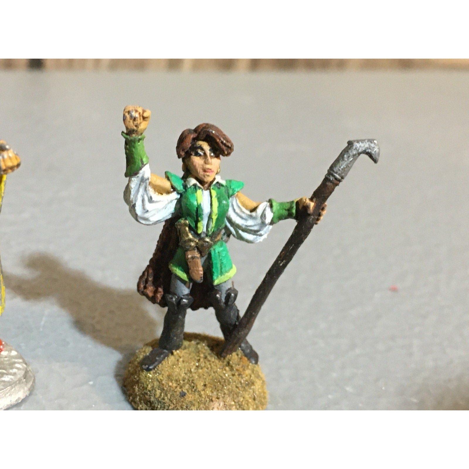 A24864 UNBRANDED METAL TABLETOP OLD OOP D&D FANTASY MAGES WIZARDS MINIATURES