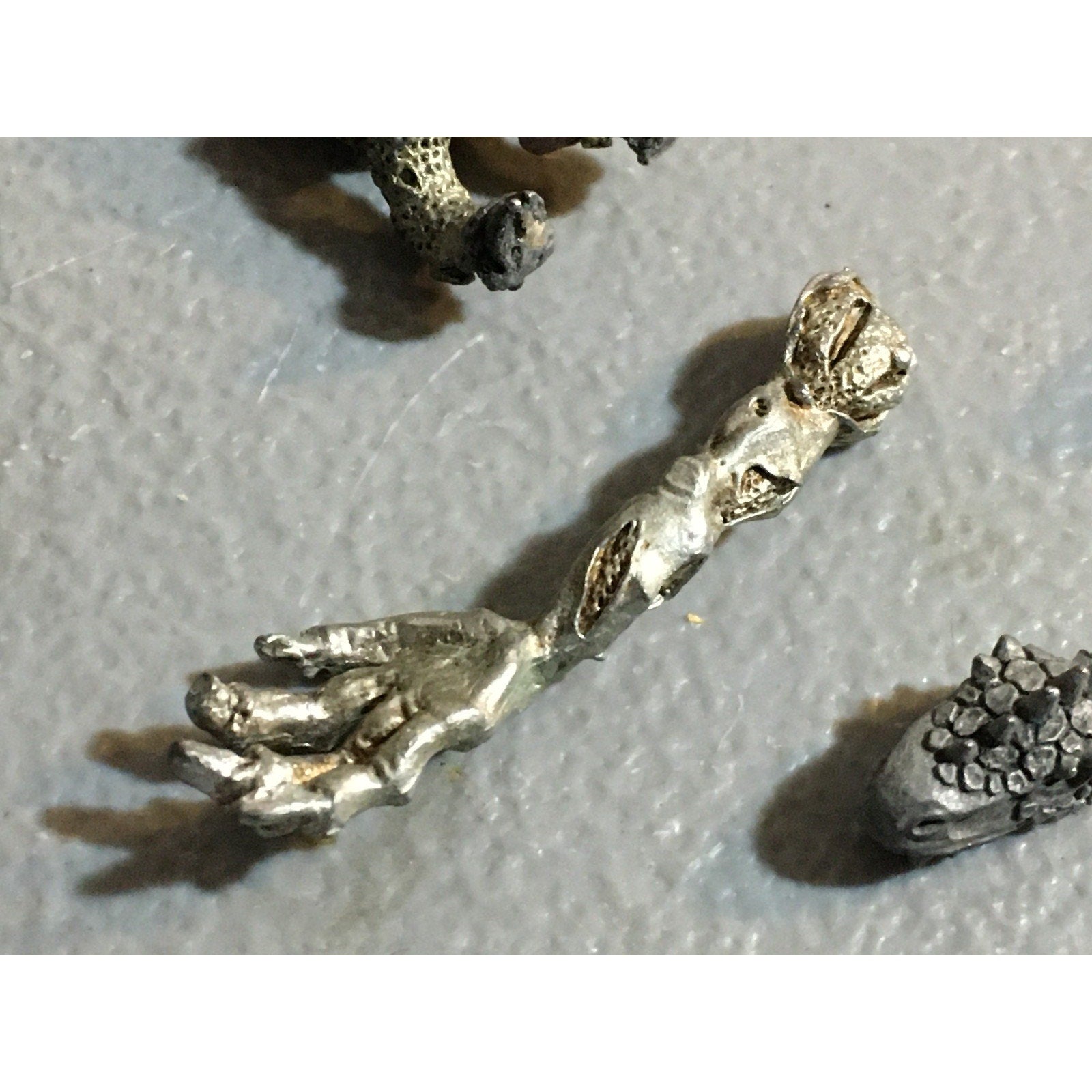 A32492 WARHAMMER FANTASY METAL MIXED BITS & INC LOT CHAOS BESTIGOR GORGER COLD