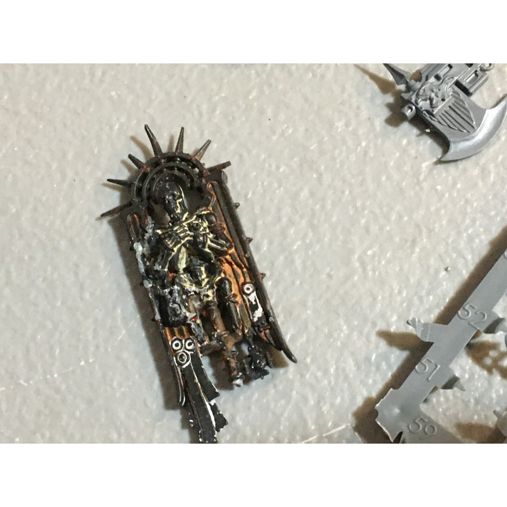 A23486 WARHAMMER 40K BITS LOT MIXED VEHICLE TANK WEAPON GAMES WORKSHOP GW