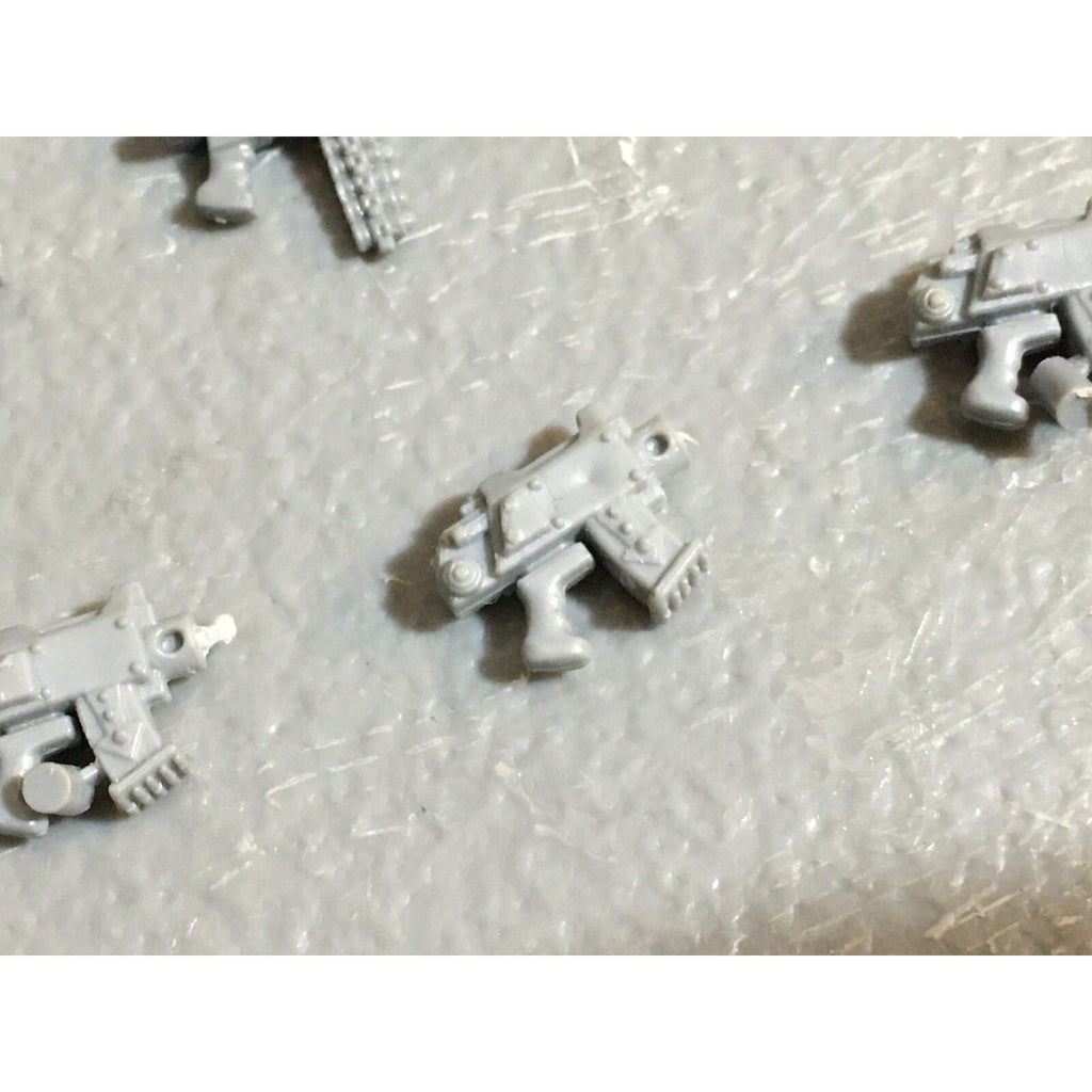 A23145 WARHAMMER 40K CHAOS SPACE MARINES ROGUE TRADER BITS LOT PISTOL BOLTER GW