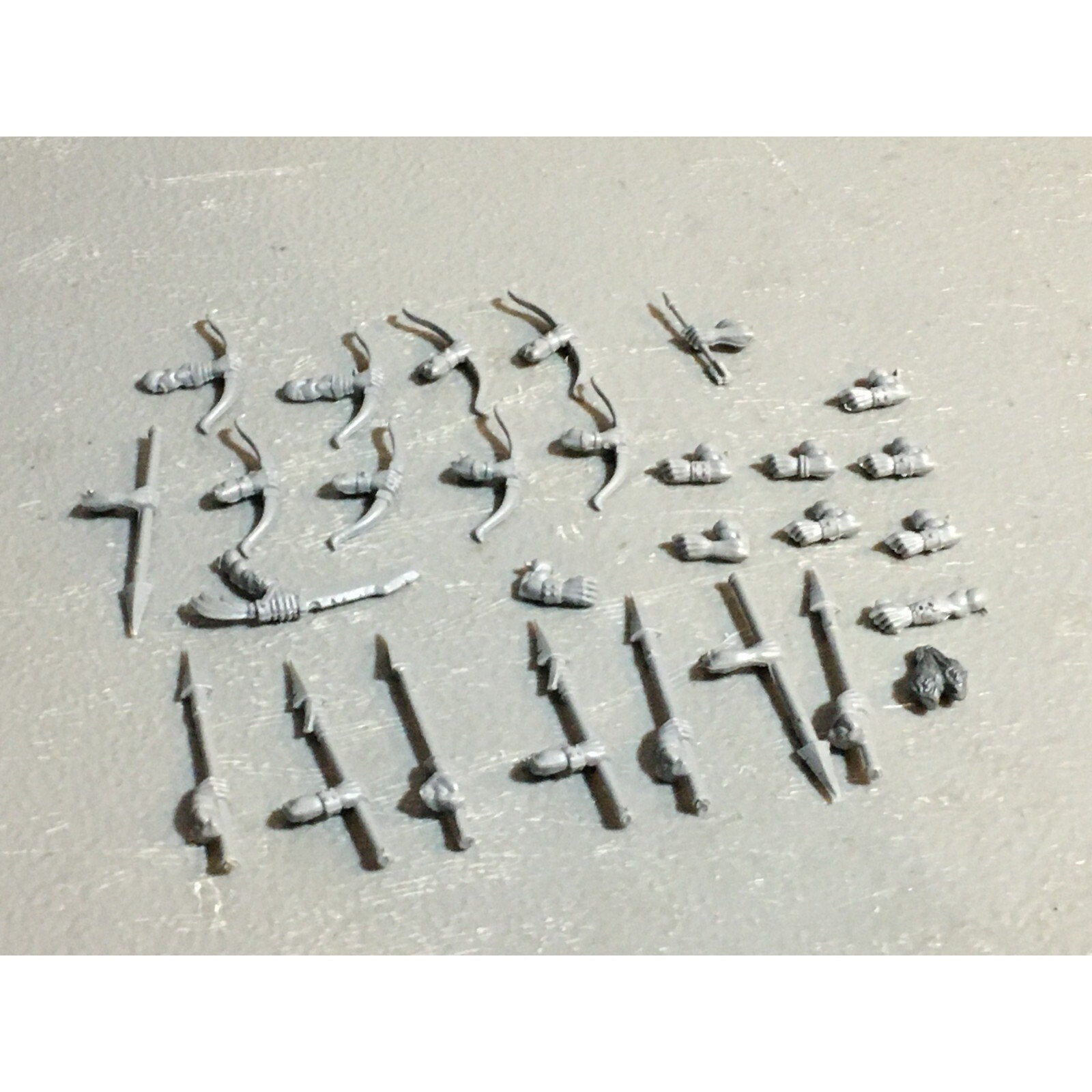 A23393 WARHAMMER FANTASY ORCS & GOBLINS BITS LOT WOLF RIDERS ARMS GW
