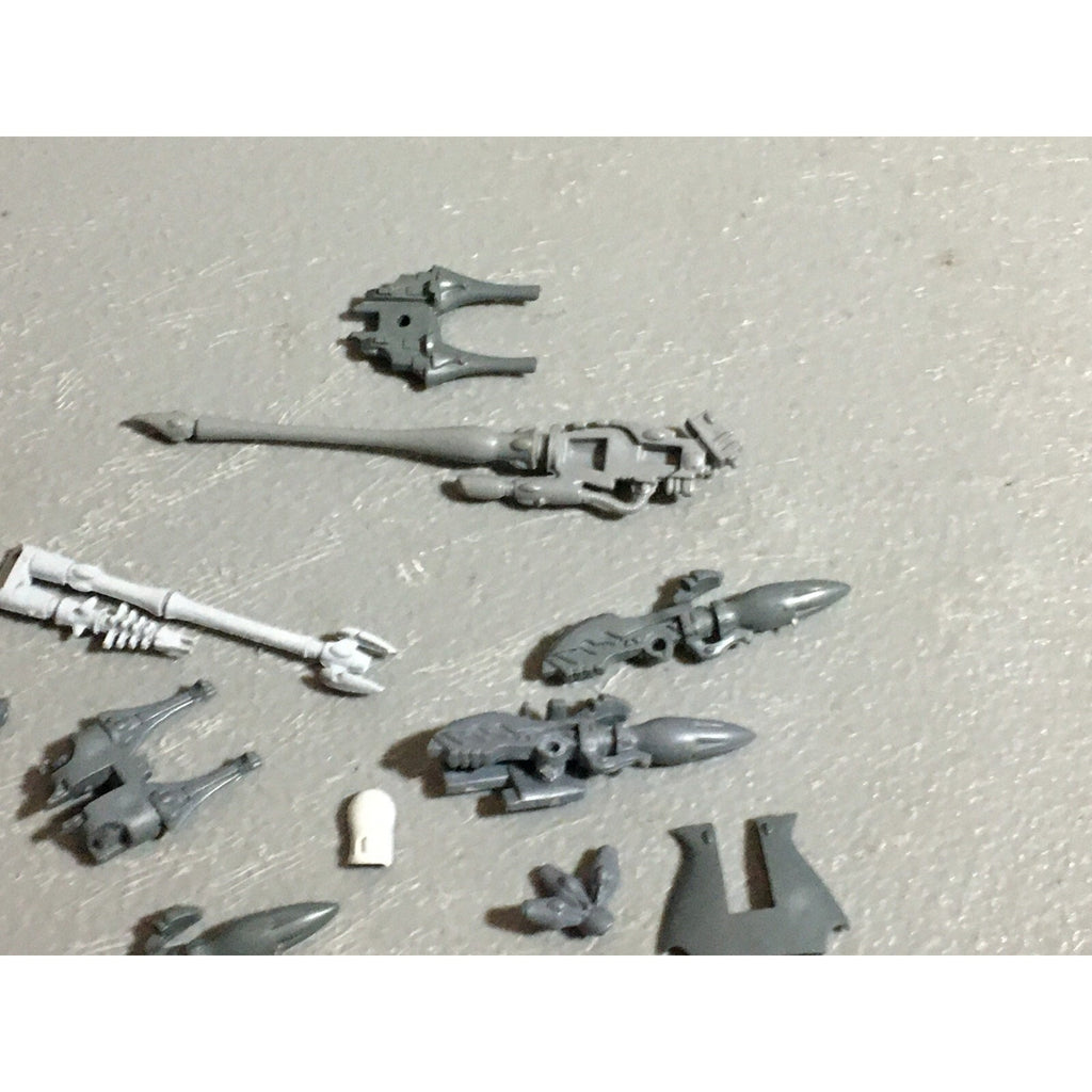 A22331 WARHAMMER 40K ELDAR CRAFTWORLDS BITS LOT MIXED GAMES WORKSHOP GW