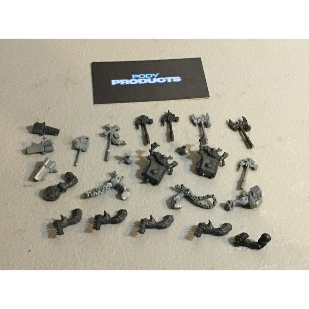 A33588 WARHAMMER 40K SPACE ORKS BITS LOT MIXED POLE GRENADE ARM BACKPACK GW