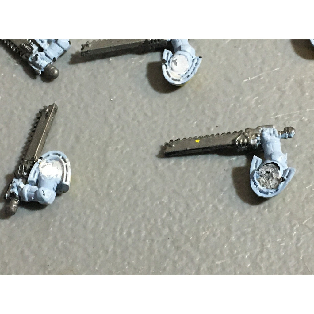 A22985 WARHAMMER 40K SPACE MARINES BITS LOT CHAINSWORD ARMS GW GAMES WORKSHOP