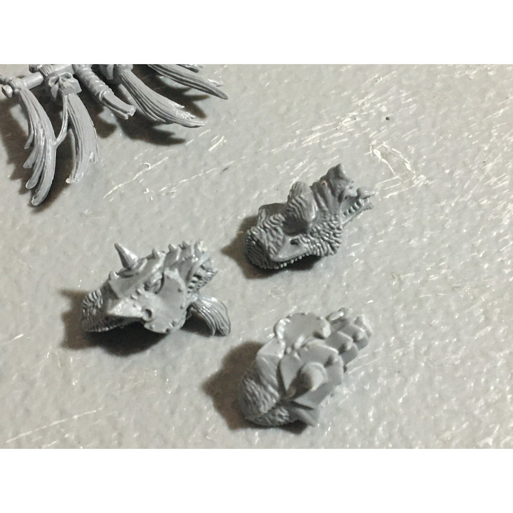 A22630 WARHAMMER FANTASY ORCS & GOBLINS BITS LOT GOBLIN WOLF RIDER ARMS GW