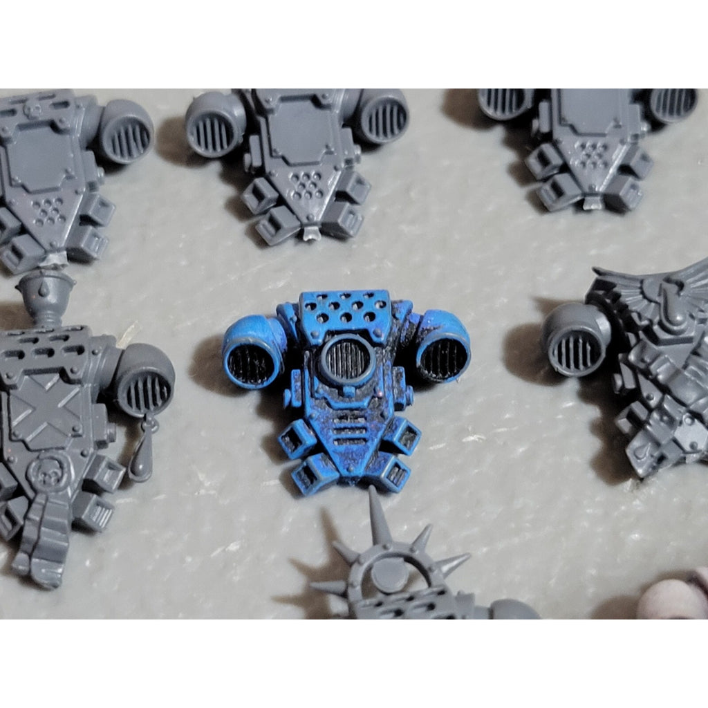 A19066 WARHAMMER 40K SPACE MARINES BLOOD ANGELS BACKPACK 11 PK BITS LOT