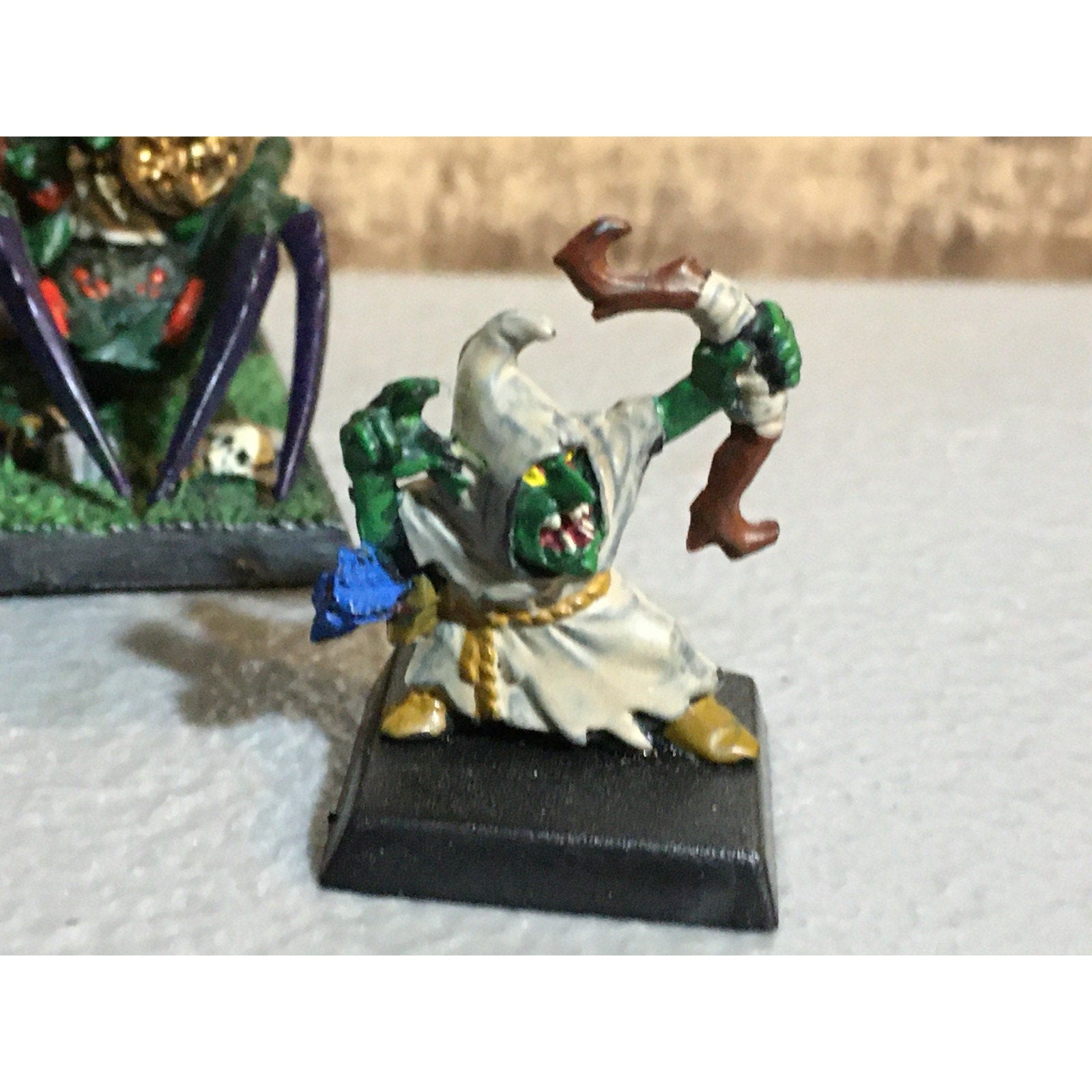 A32511 WARHAMMER FANTASY ORCS & GOBLINS MIX NIGHT FOREST SPIDER BLACK PAINT GW