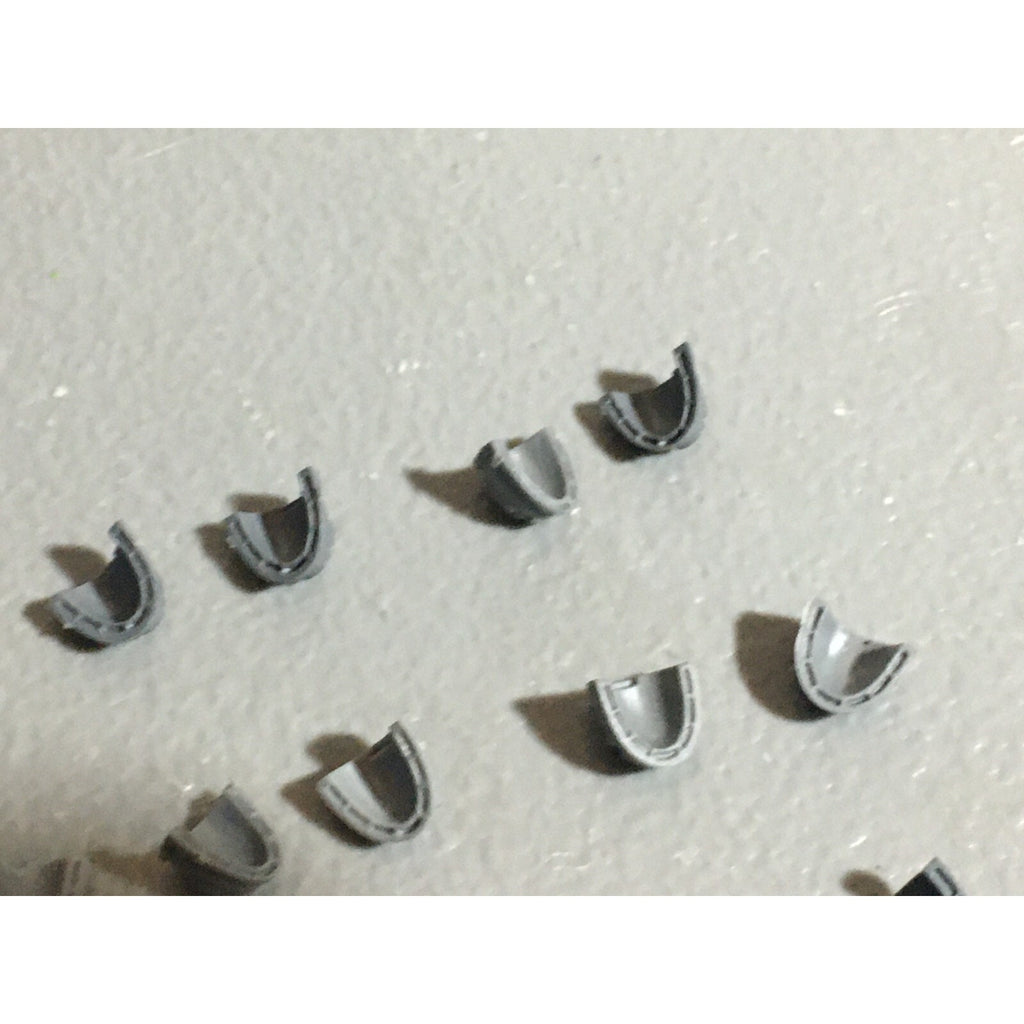 A21967 WARHAMMER 40K SPACE MARINES BITS LOT SHOULDER PADS GAMES WORKSHOP GW