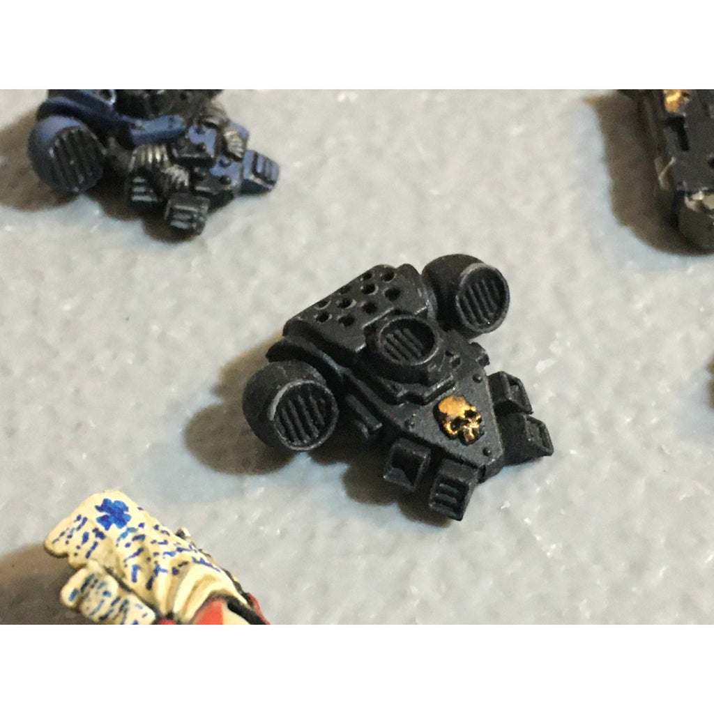 A25109 WARHAMMER 40K SPACE MARINES PAINTED BITS LOT BACKPACKS BOLTERS GW
