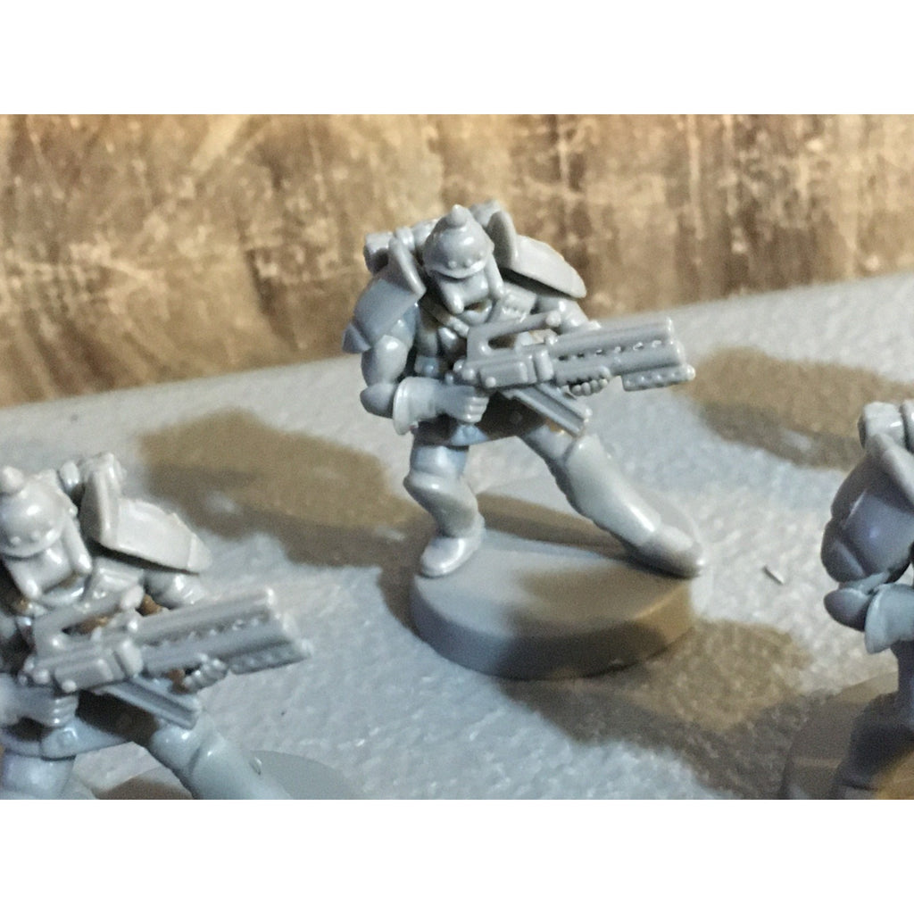A30063 UNKNOWN TABLE TOP SCI-FI POWER ARMOR SOLDIERS 10 PK WAR GAMES